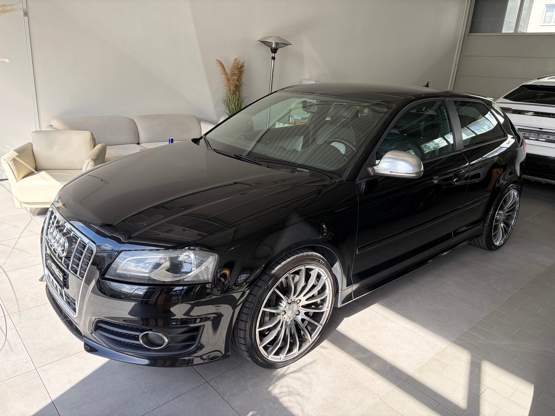 AUDI S3 2.0 TFSI quattro-image-0
