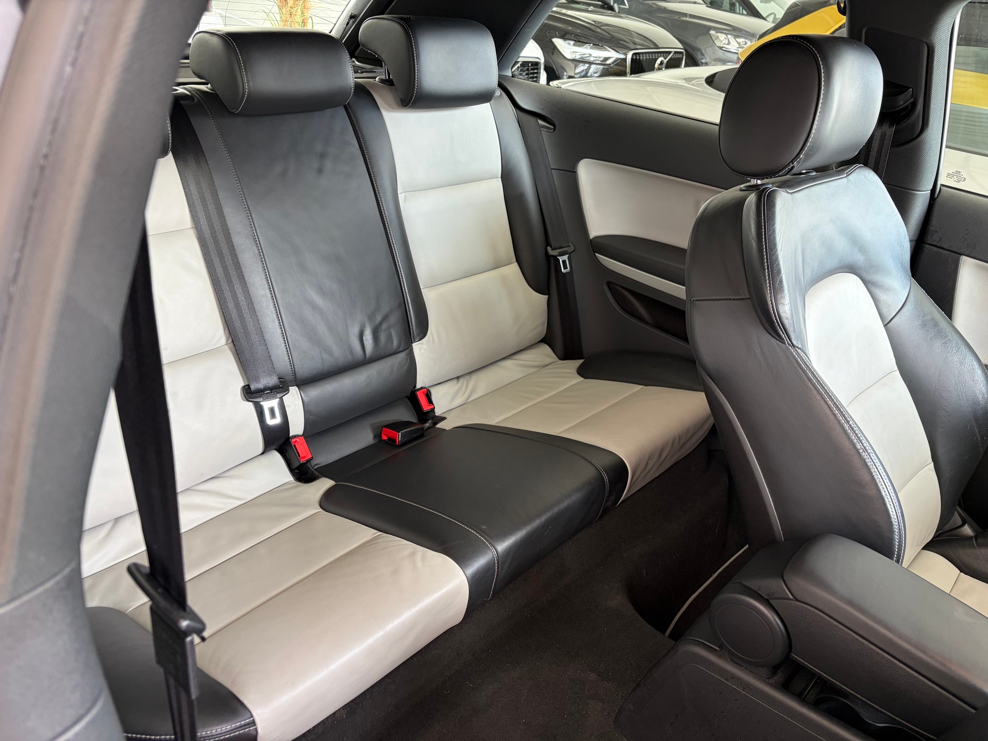 AUDI S3 2.0 TFSI quattro-image-9