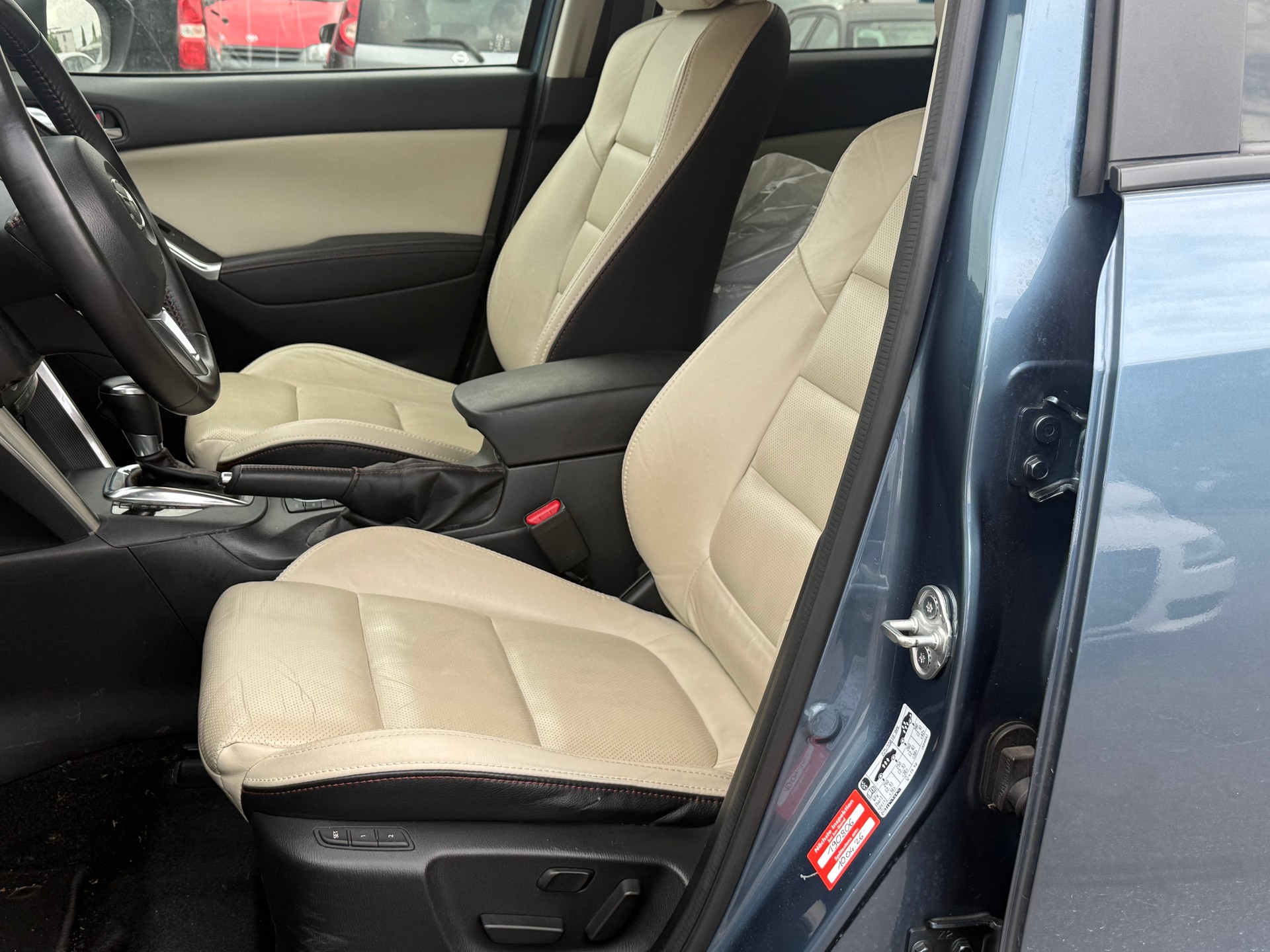 MAZDA CX-5 2.2 D Ambition AWD Automatic-image-4