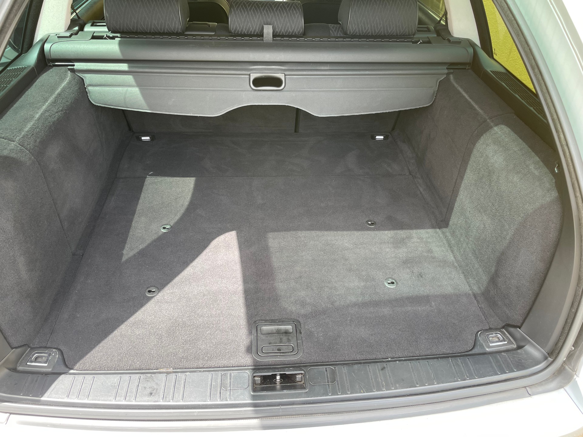 BMW E39 520iA Touring-image-4