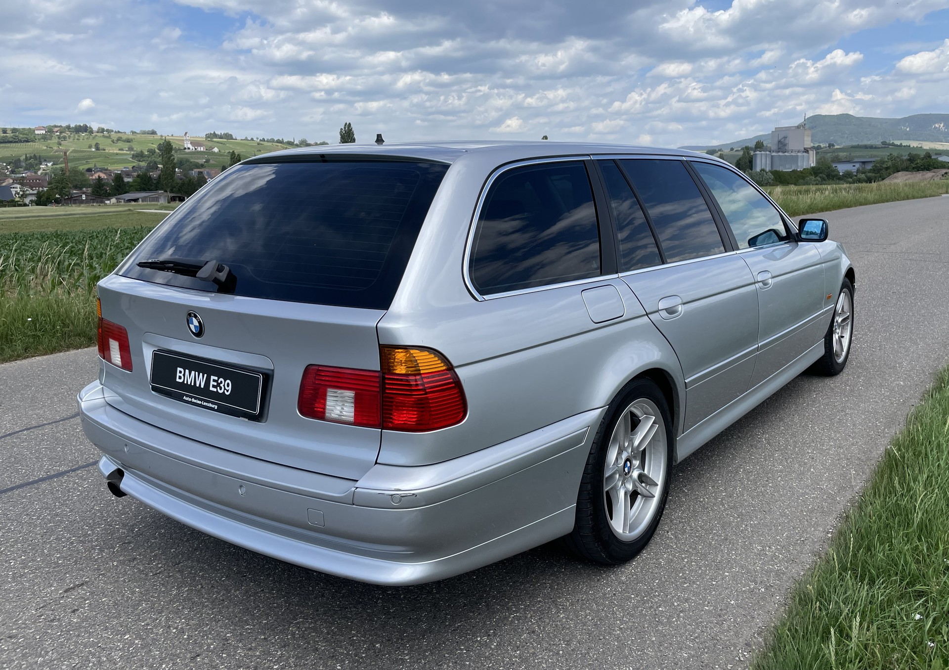 BMW E39 520iA Touring-image-0