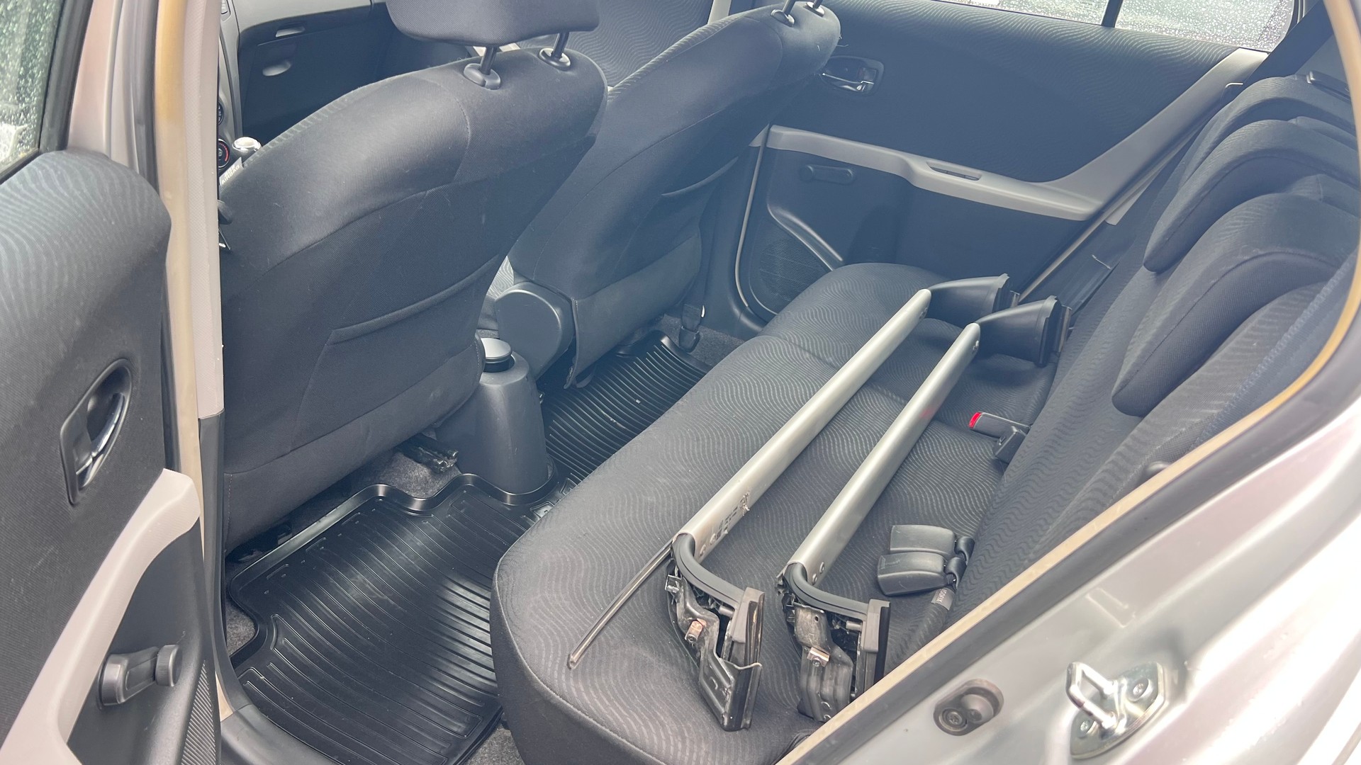 TOYOTA Yaris 1.33 Linea Luna-image-5