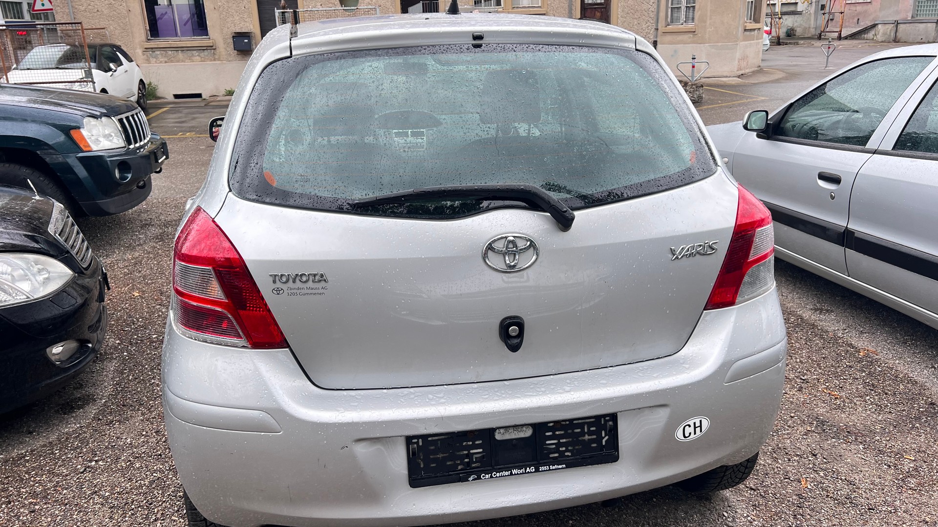 TOYOTA Yaris 1.33 Linea Luna-image-4