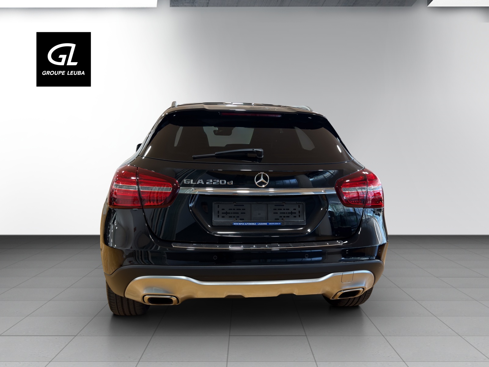 MERCEDES-BENZ GLA 220 d 7G-DCT-image-4