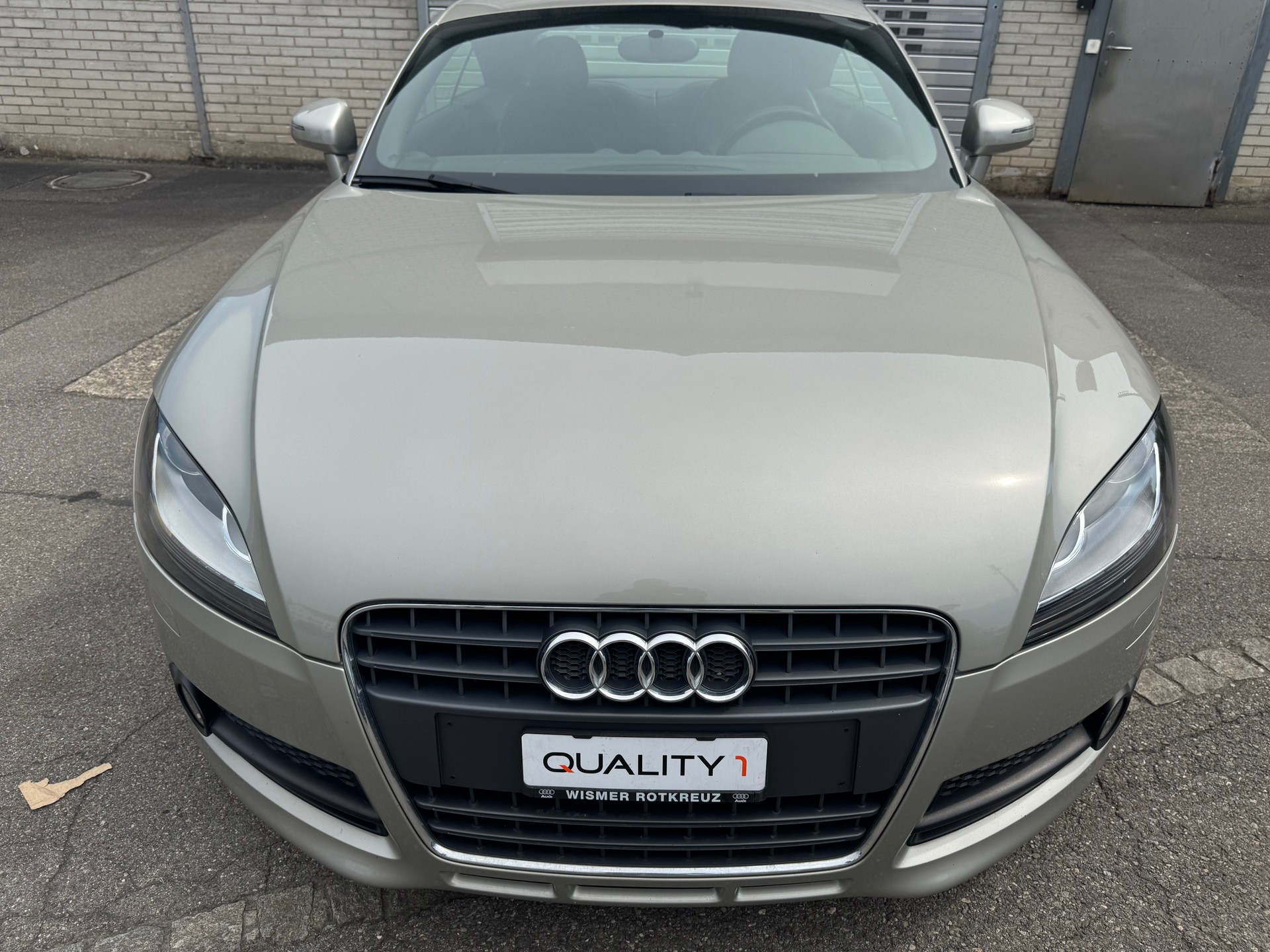 AUDI TT-image-1