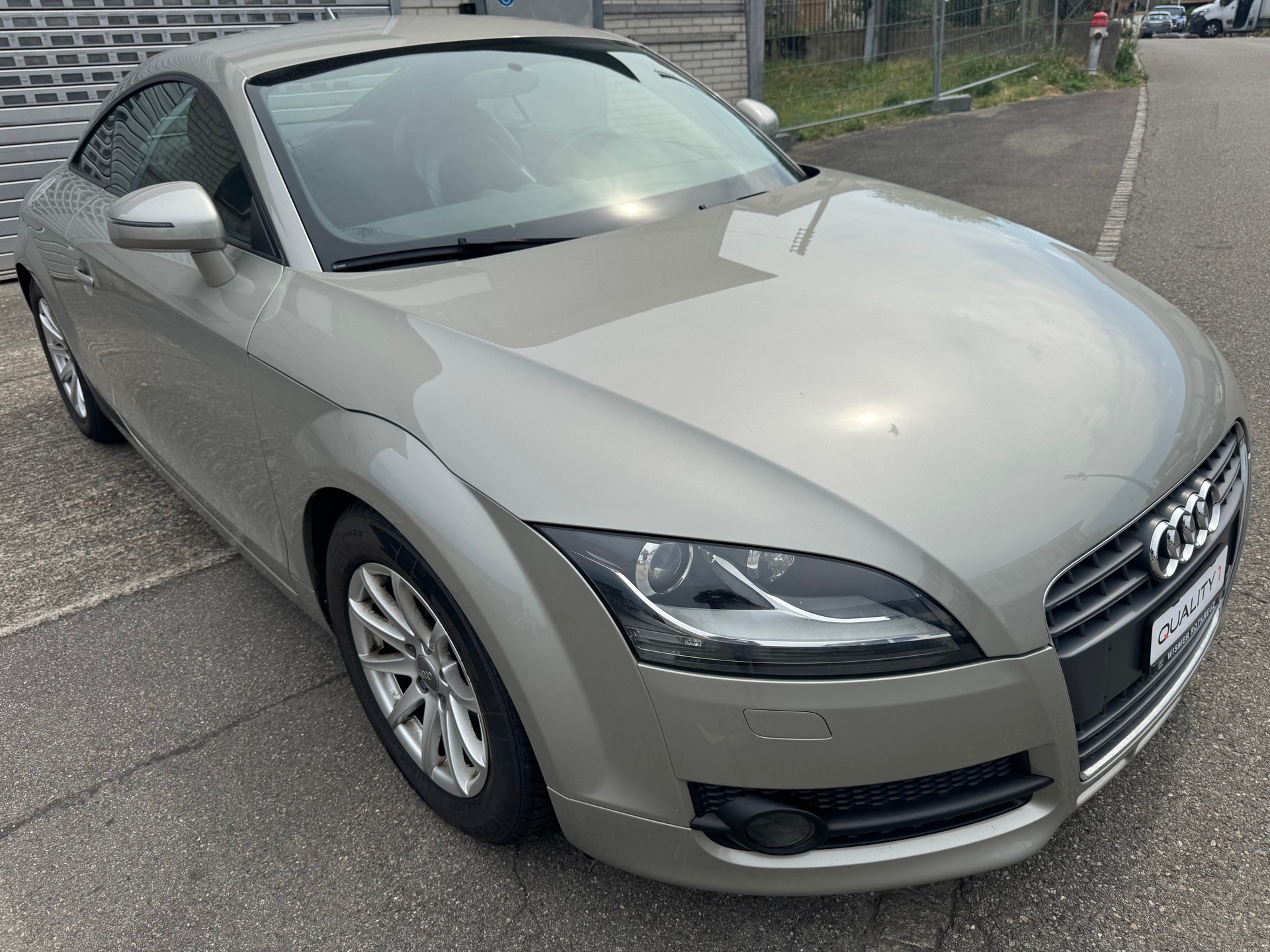 AUDI TT-image-2