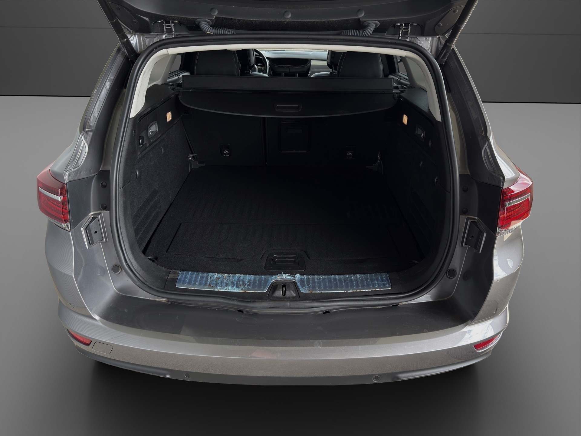 RENAULT Talisman Grandtour 2.0 Blue dCi Intens EDC-image-3