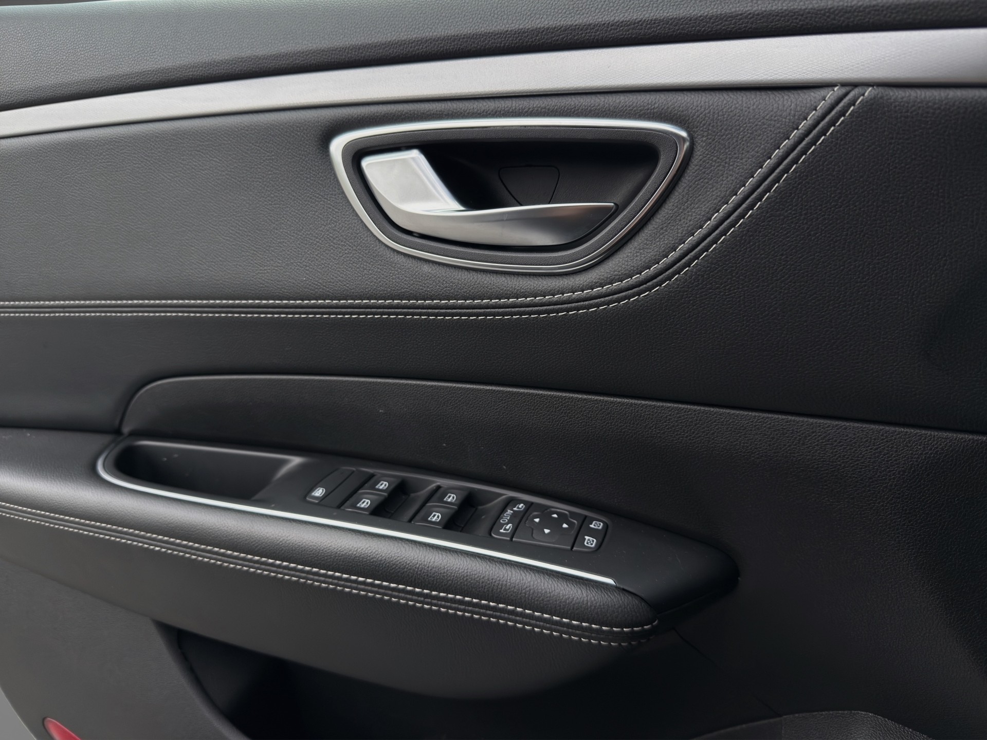 RENAULT Talisman Grandtour 2.0 Blue dCi Intens EDC-image-16