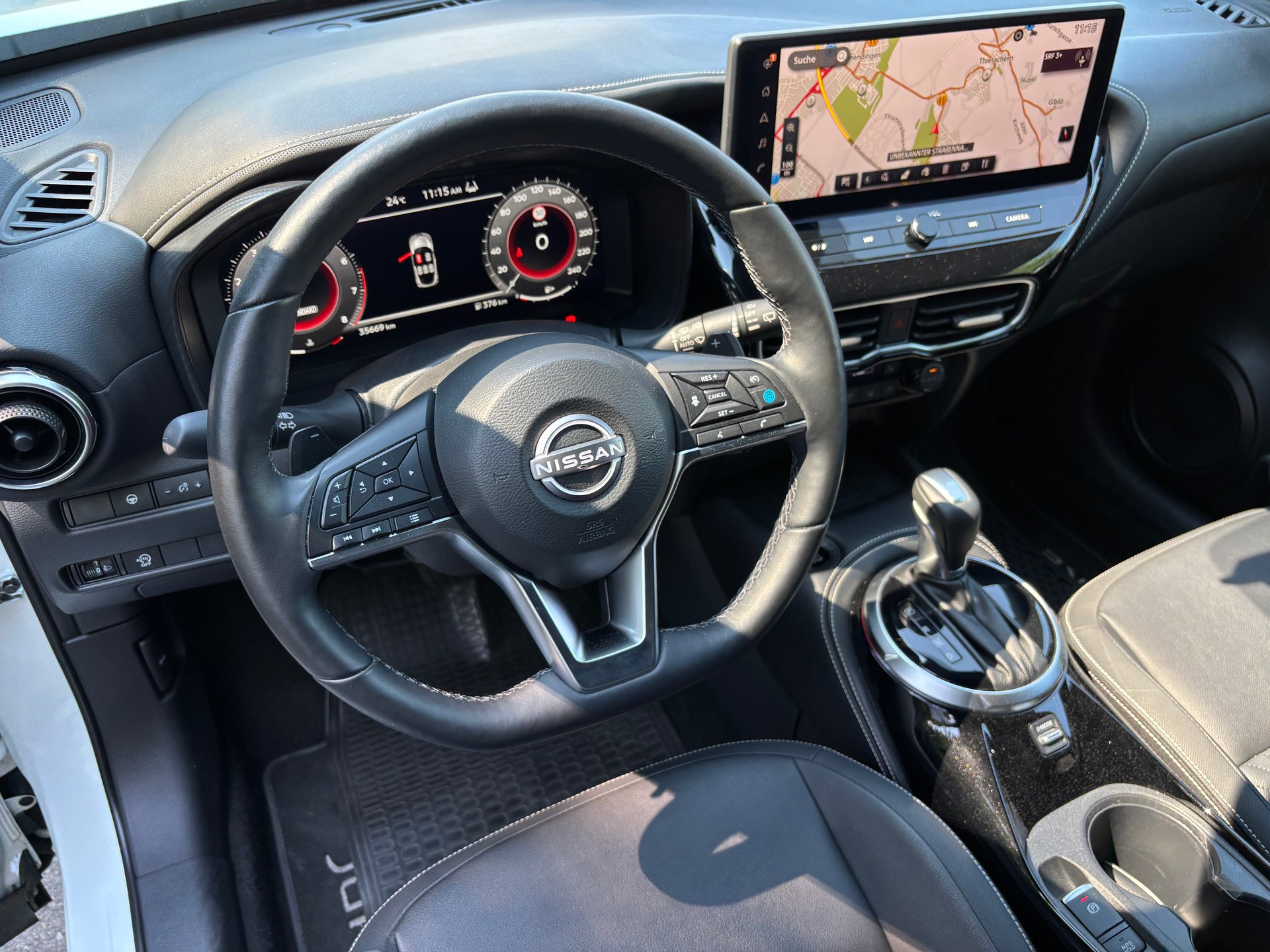 NISSAN Juke 1.0 DIG-T Tekna DCT-image-11