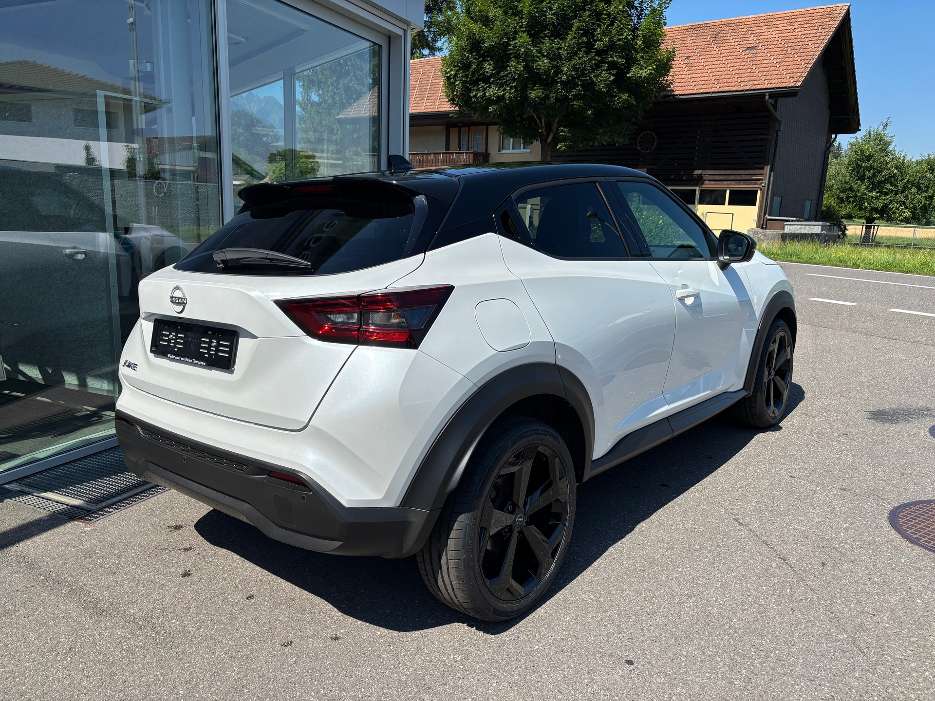 NISSAN Juke 1.0 DIG-T Tekna DCT-image-3