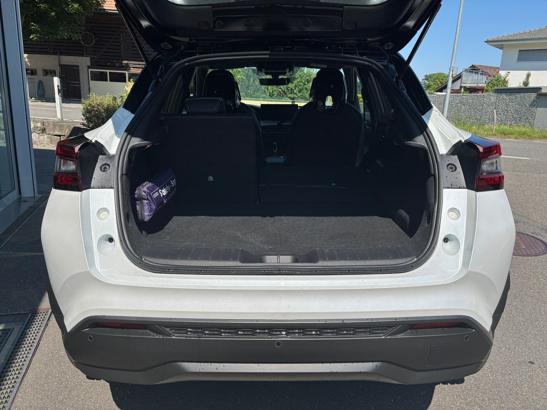 NISSAN Juke 1.0 DIG-T Tekna DCT-image-5