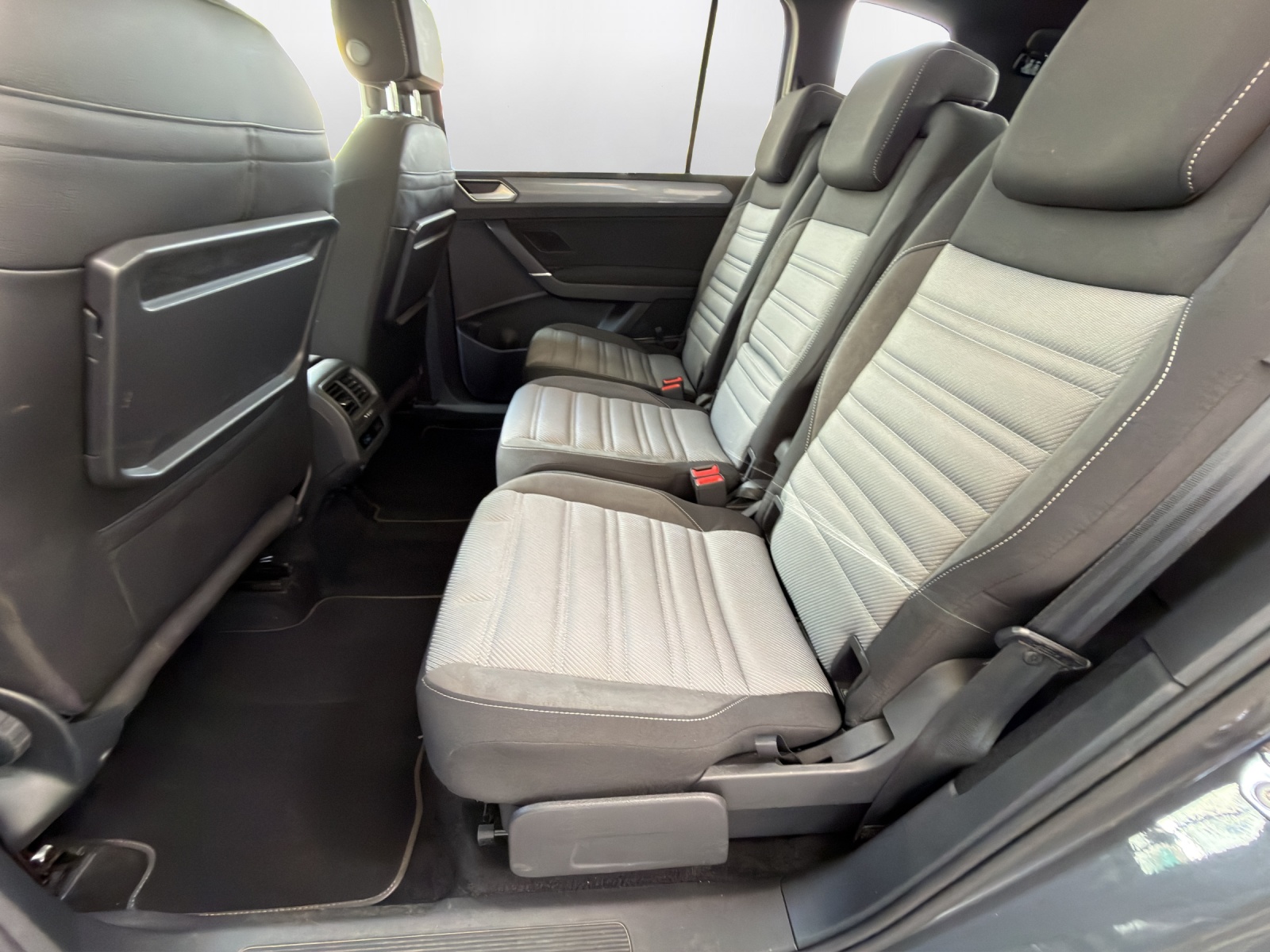 VW Touran 1.5 TSI EVO Highline DSG-image-10