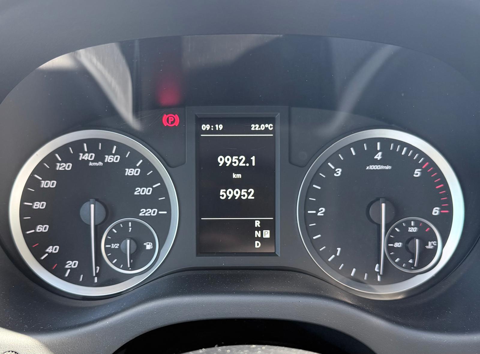 MERCEDES-BENZ Vito 116 CDI Lang Base Tourer 9G-Tronic-image-3