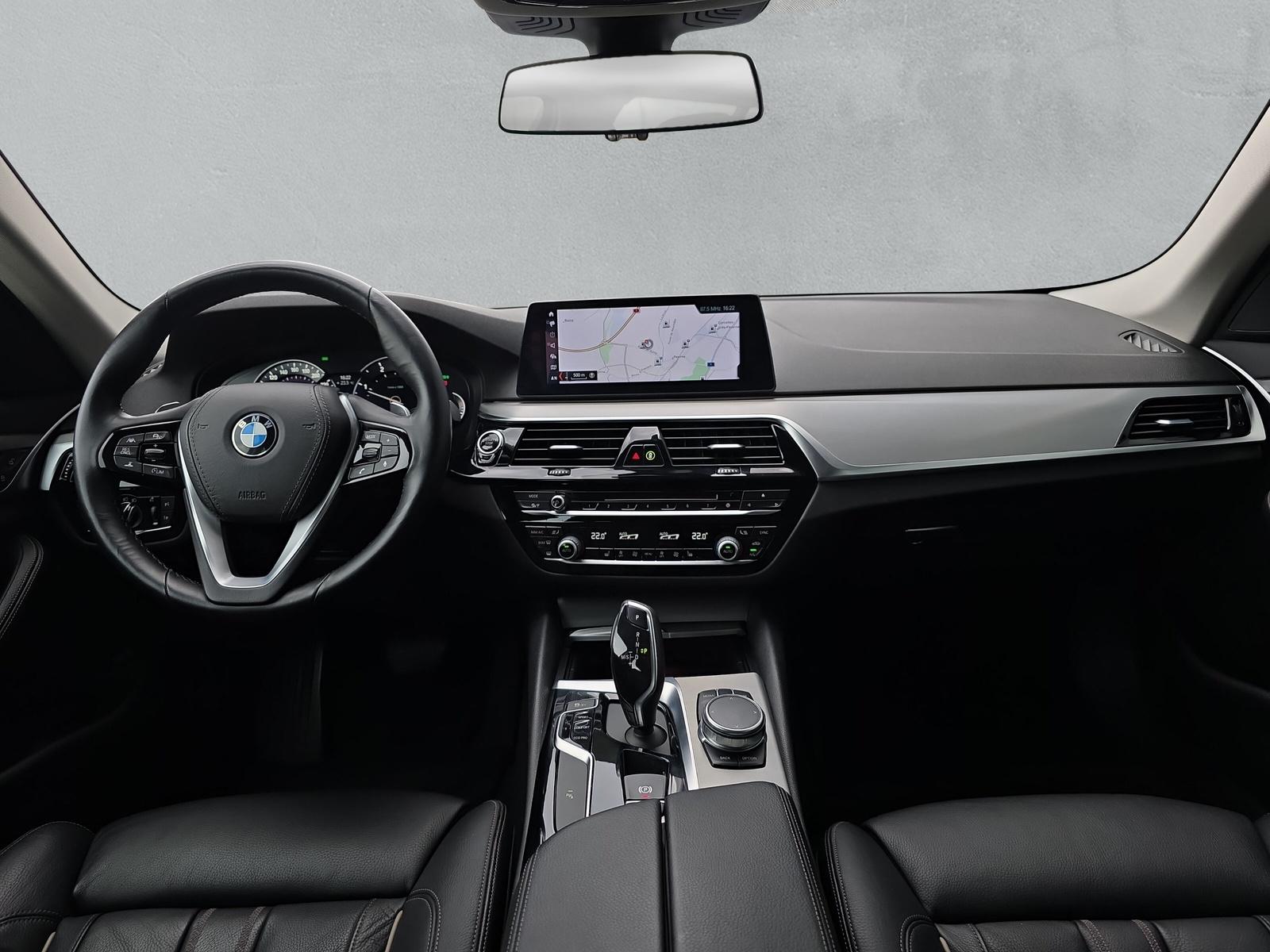 BMW 520d Sport Line Touring xDrive G31 (CH)-image-16