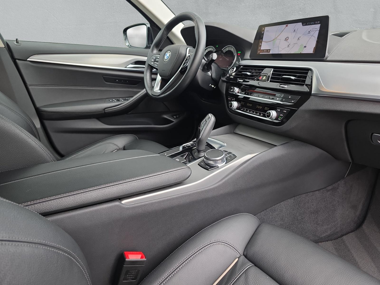 BMW 520d Sport Line Touring xDrive G31 (CH)-image-14