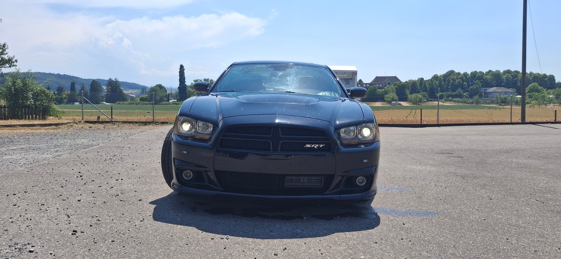 DODGE SRT 8-image-0