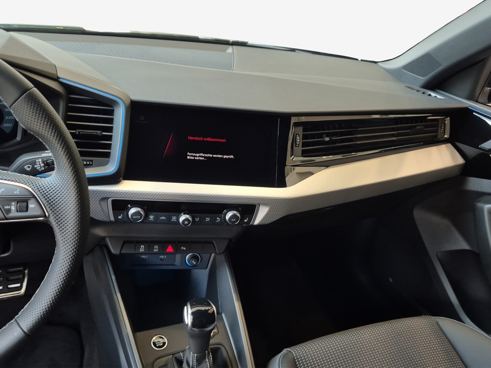 AUDI A1 Sportback 30 TFSI S Line Attraction S-tronic-image-10