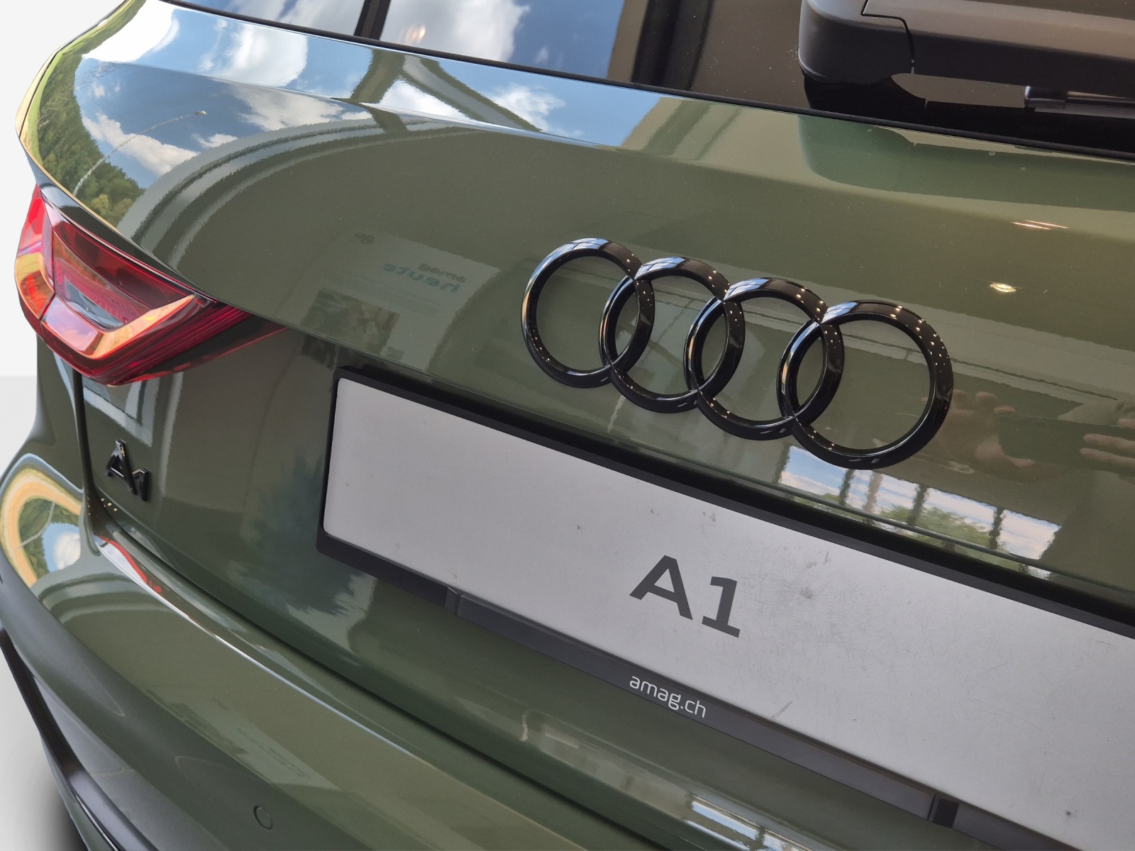 AUDI A1 Sportback 30 TFSI S Line Attraction S-tronic-image-13