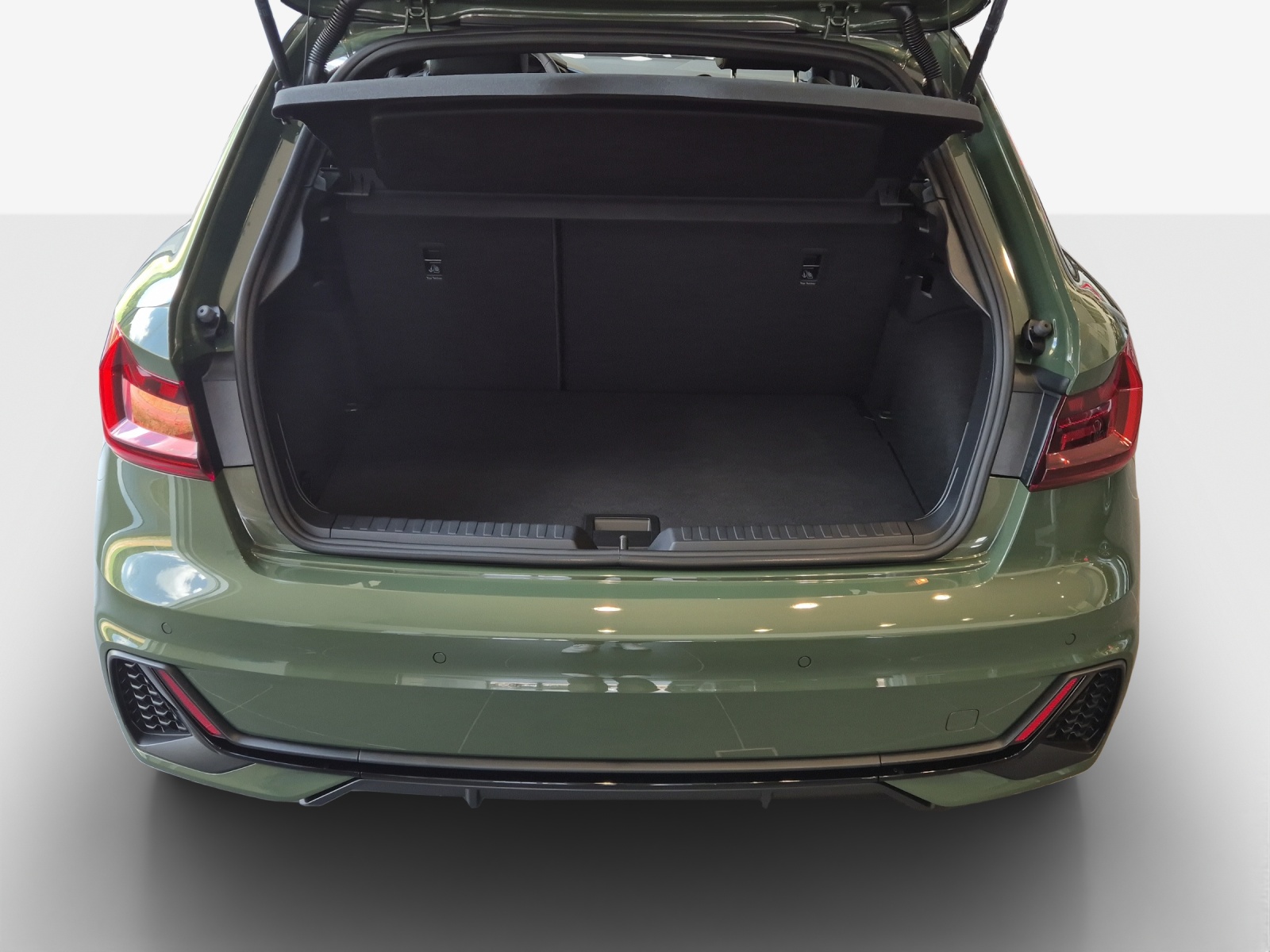 AUDI A1 Sportback 30 TFSI S Line Attraction S-tronic-image-12