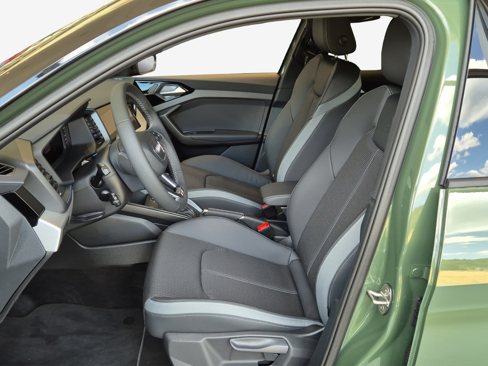 AUDI A1 Sportback 30 TFSI S Line Attraction S-tronic-image-7