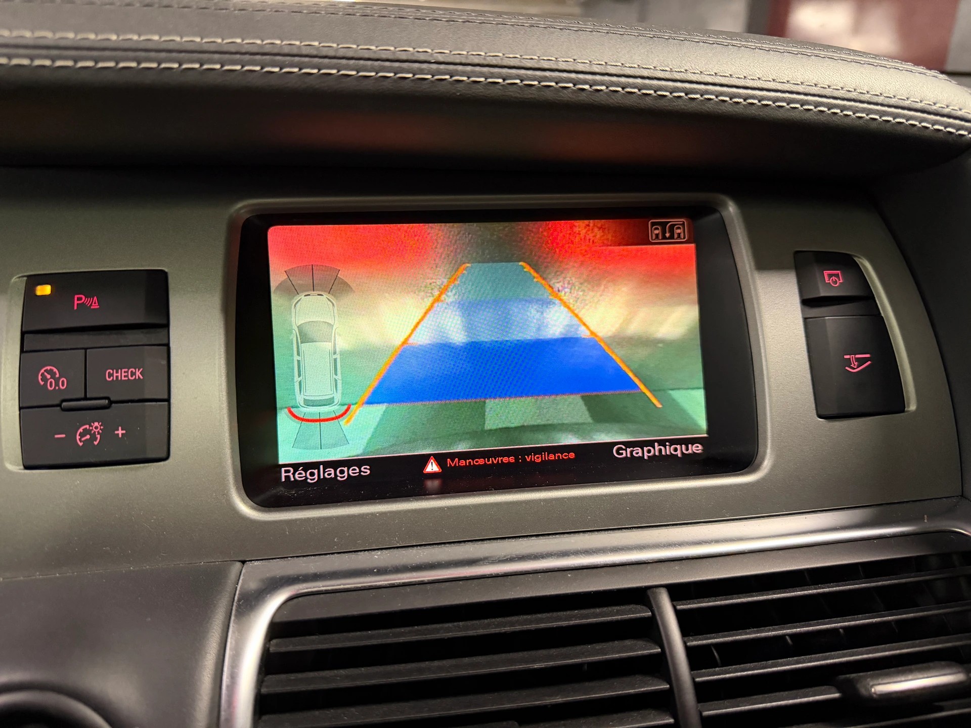 AUDI Q7 3.0 TDI addBlue quattro tiptronic-image-13