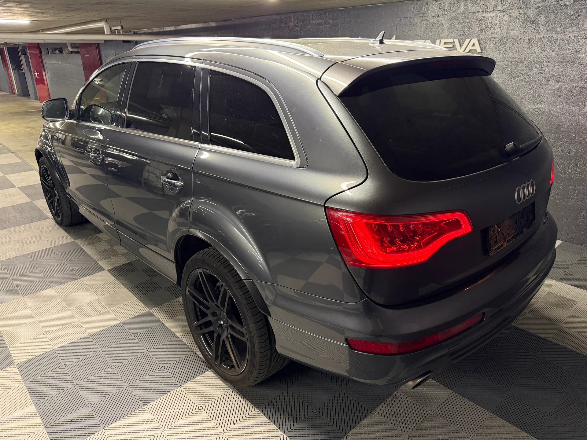AUDI Q7 3.0 TDI addBlue quattro tiptronic-image-4