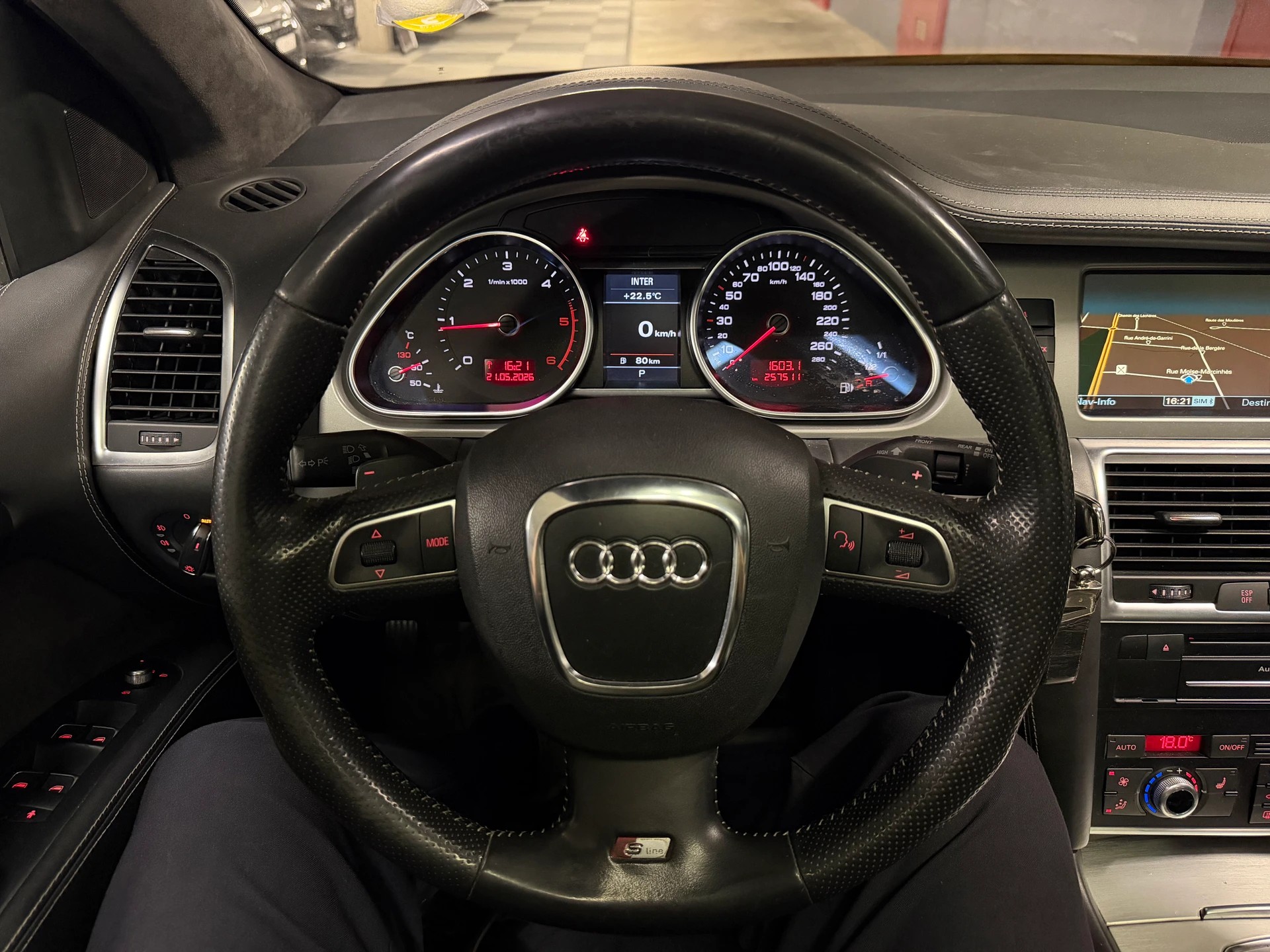 AUDI Q7 3.0 TDI addBlue quattro tiptronic-image-11