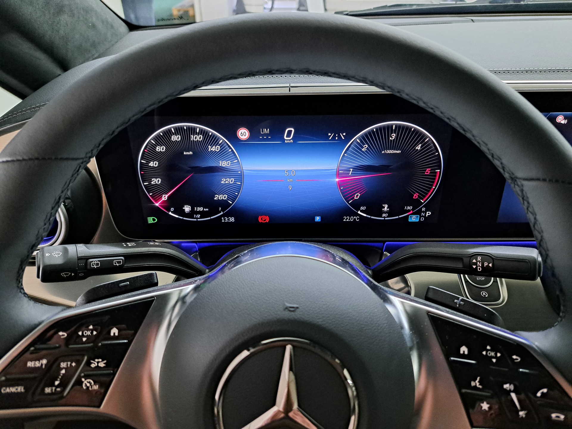 MERCEDES-BENZ V 300 d 4MATIC EXCLUSIVE 3200mm L-image-7