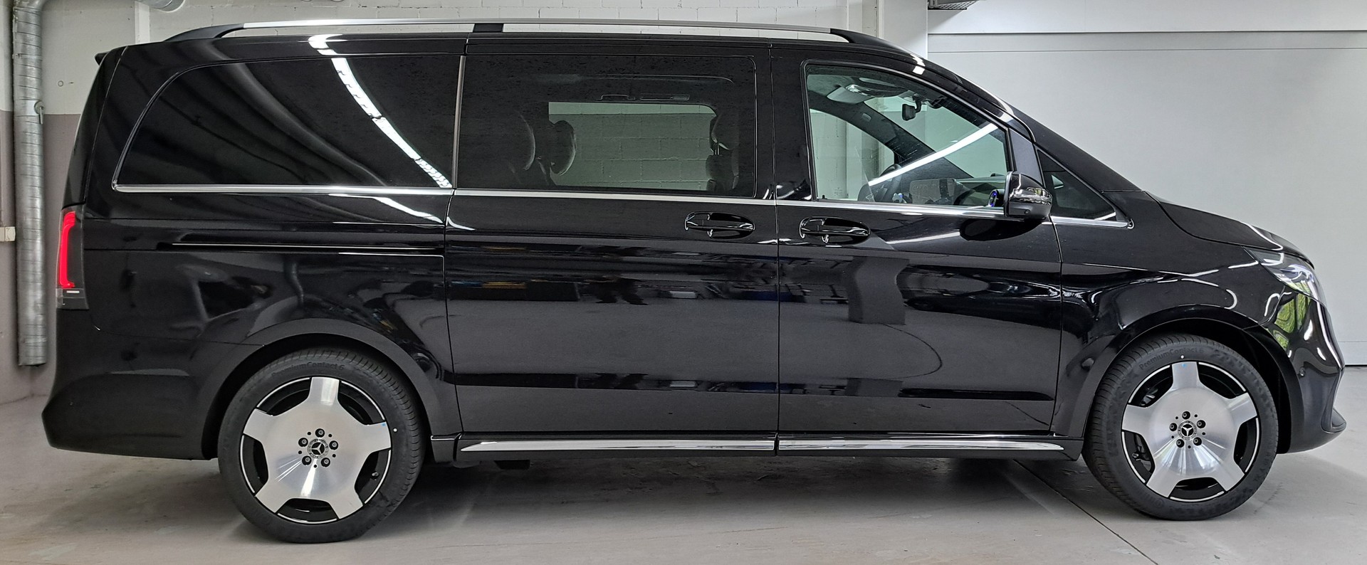 MERCEDES-BENZ V 300 d 4MATIC EXCLUSIVE 3200mm L-image-1