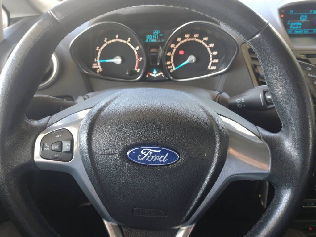 FORD Fiesta 1.0 EcoB 100 Titanium-image-13