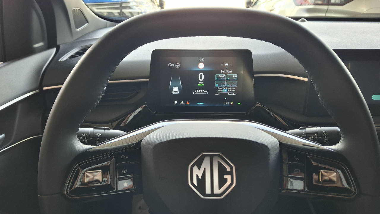 MG 3 1.5 Hybrid Luxury-image-12