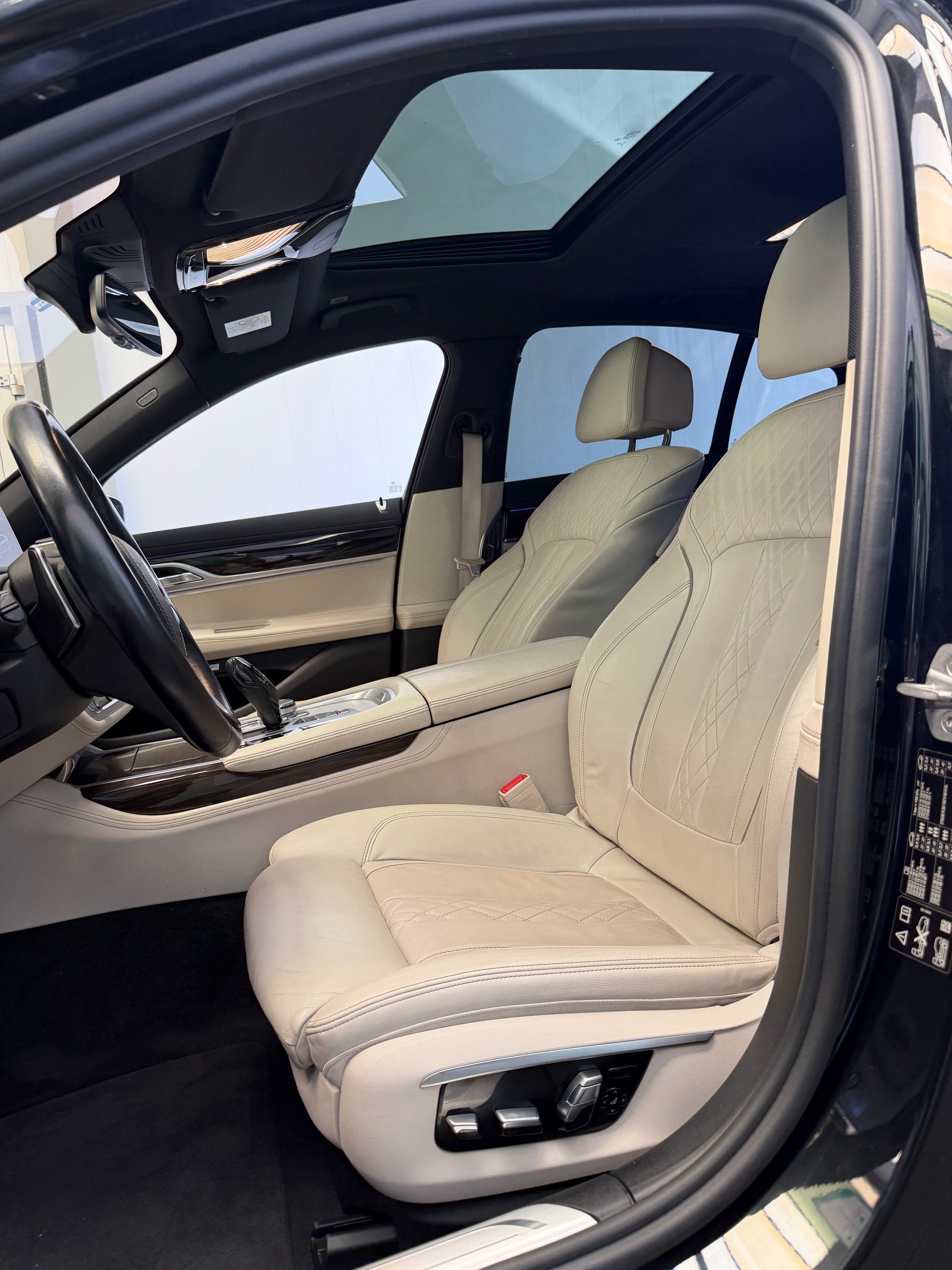 BMW 730d xDrive Steptronic-image-15