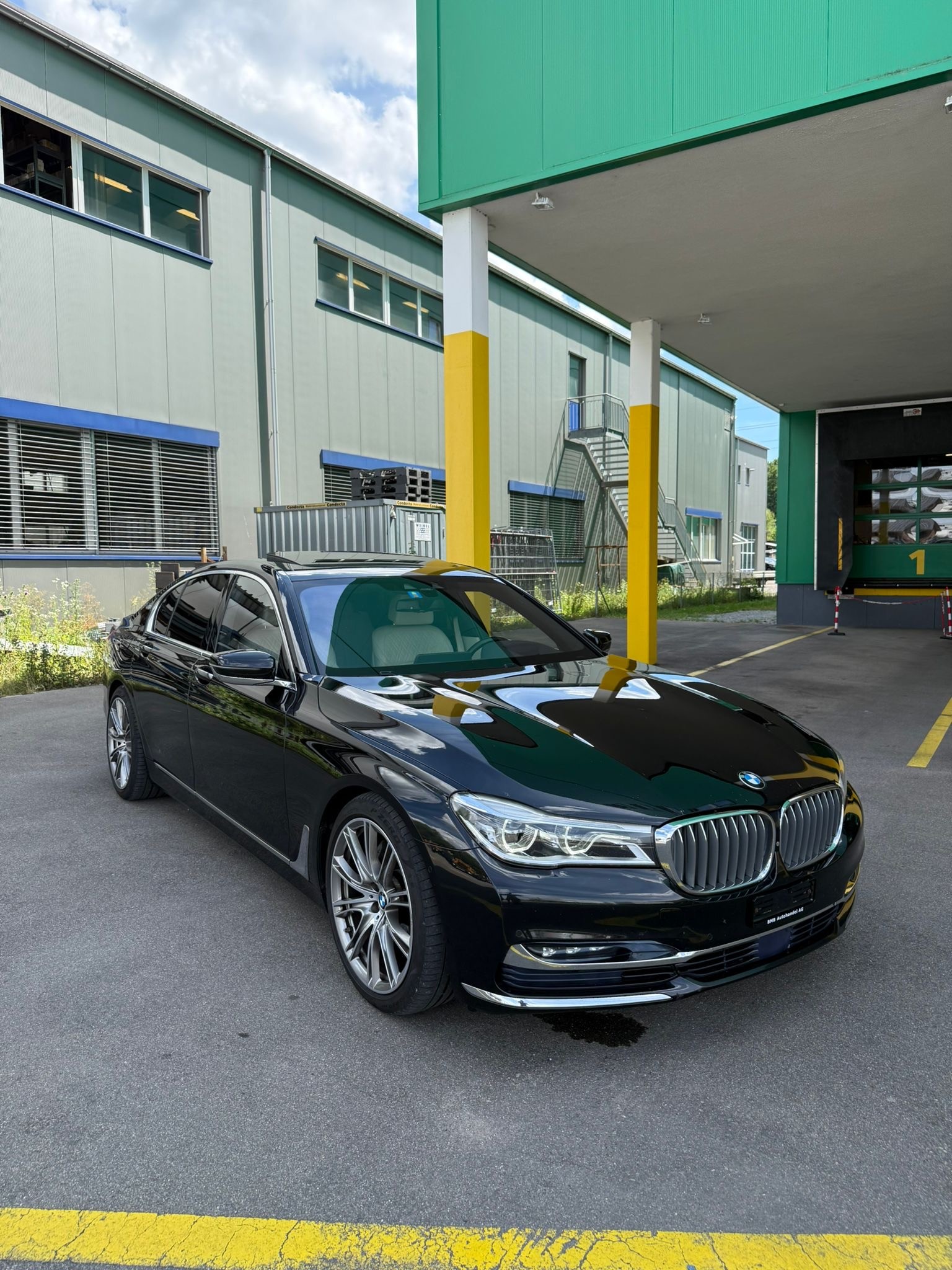BMW 730d xDrive Steptronic-image-0