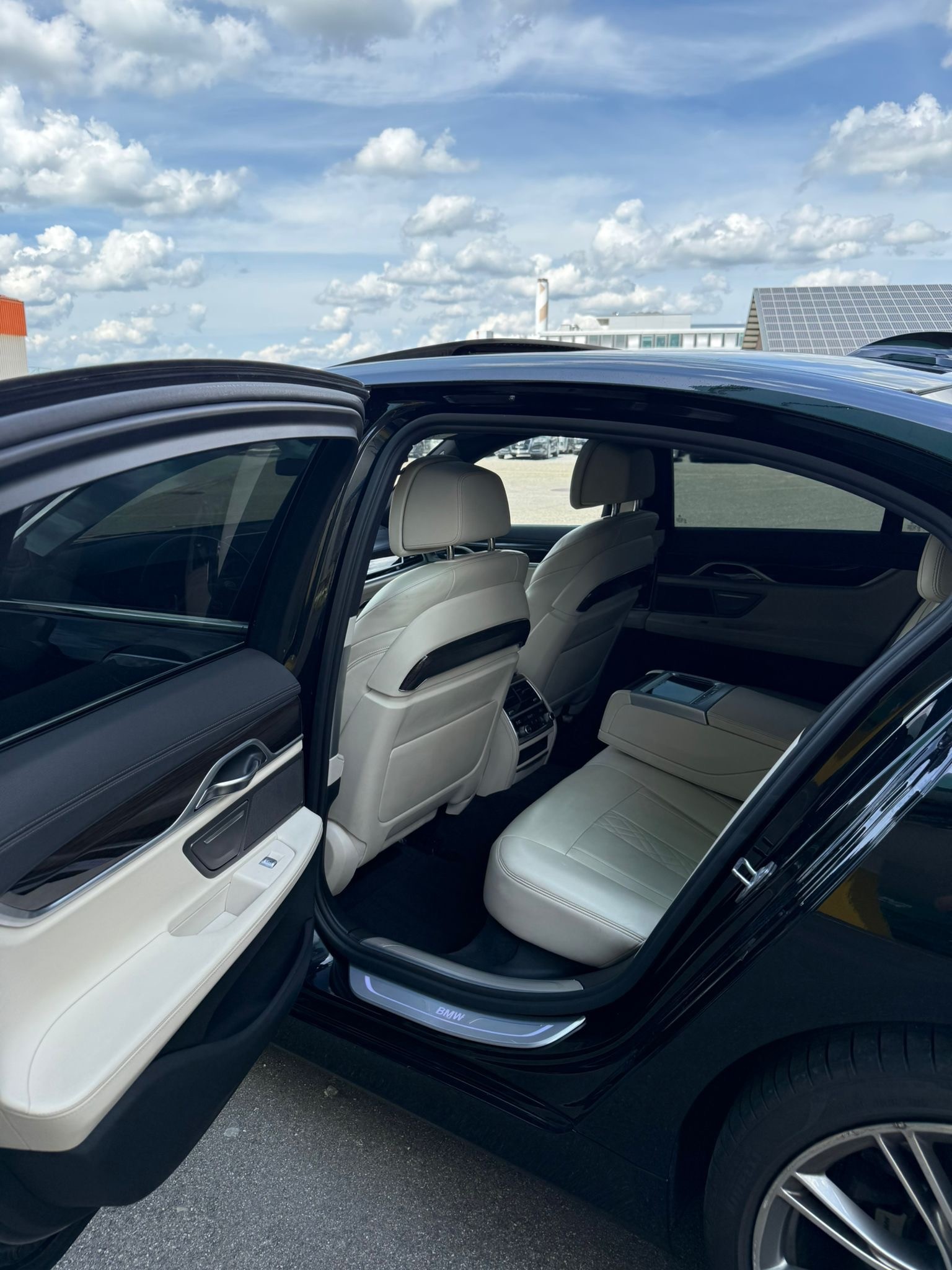 BMW 730d xDrive Steptronic-image-12