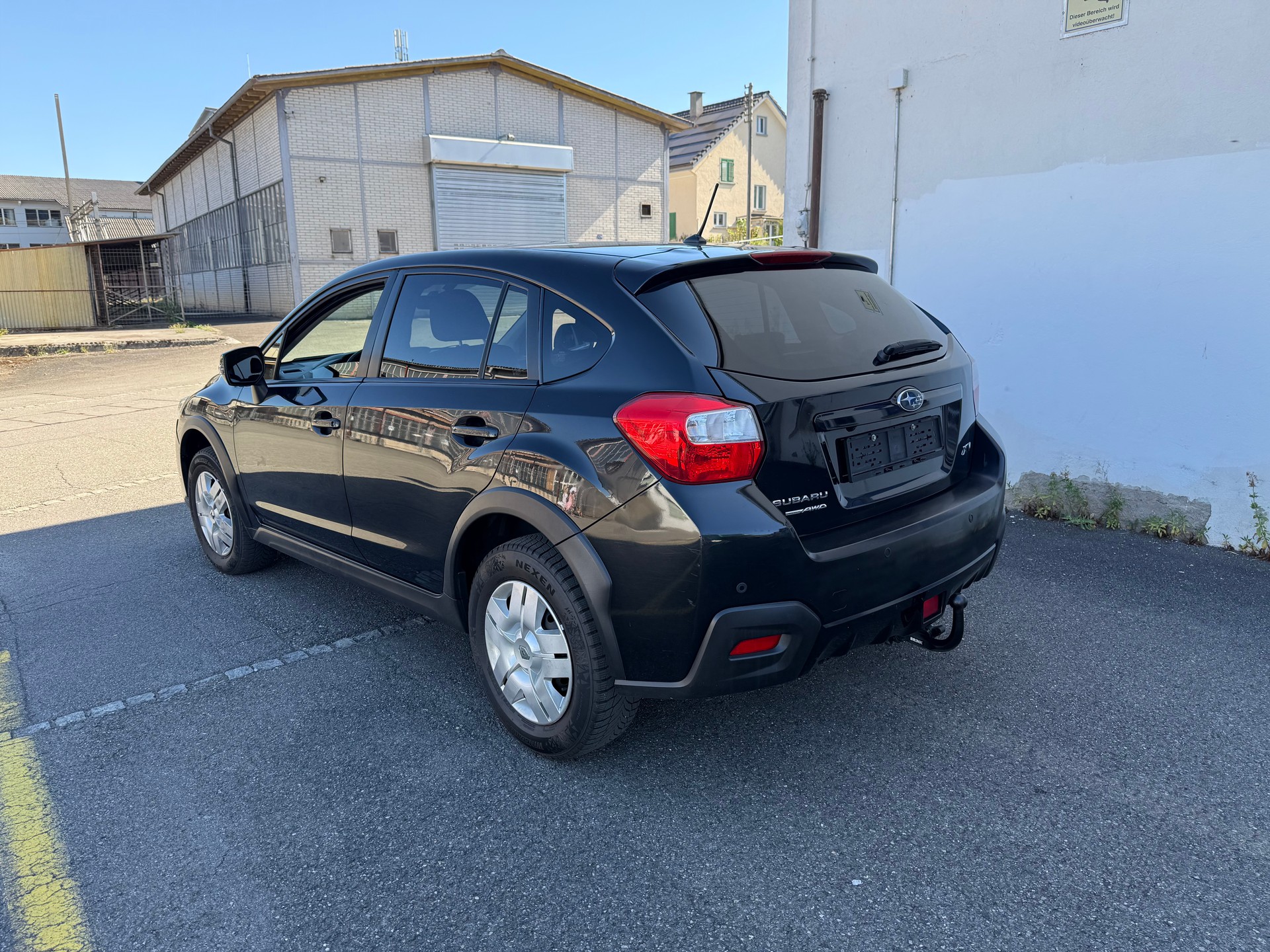 SUBARU XV 1.6 Swiss Two AWD CVT-image-4