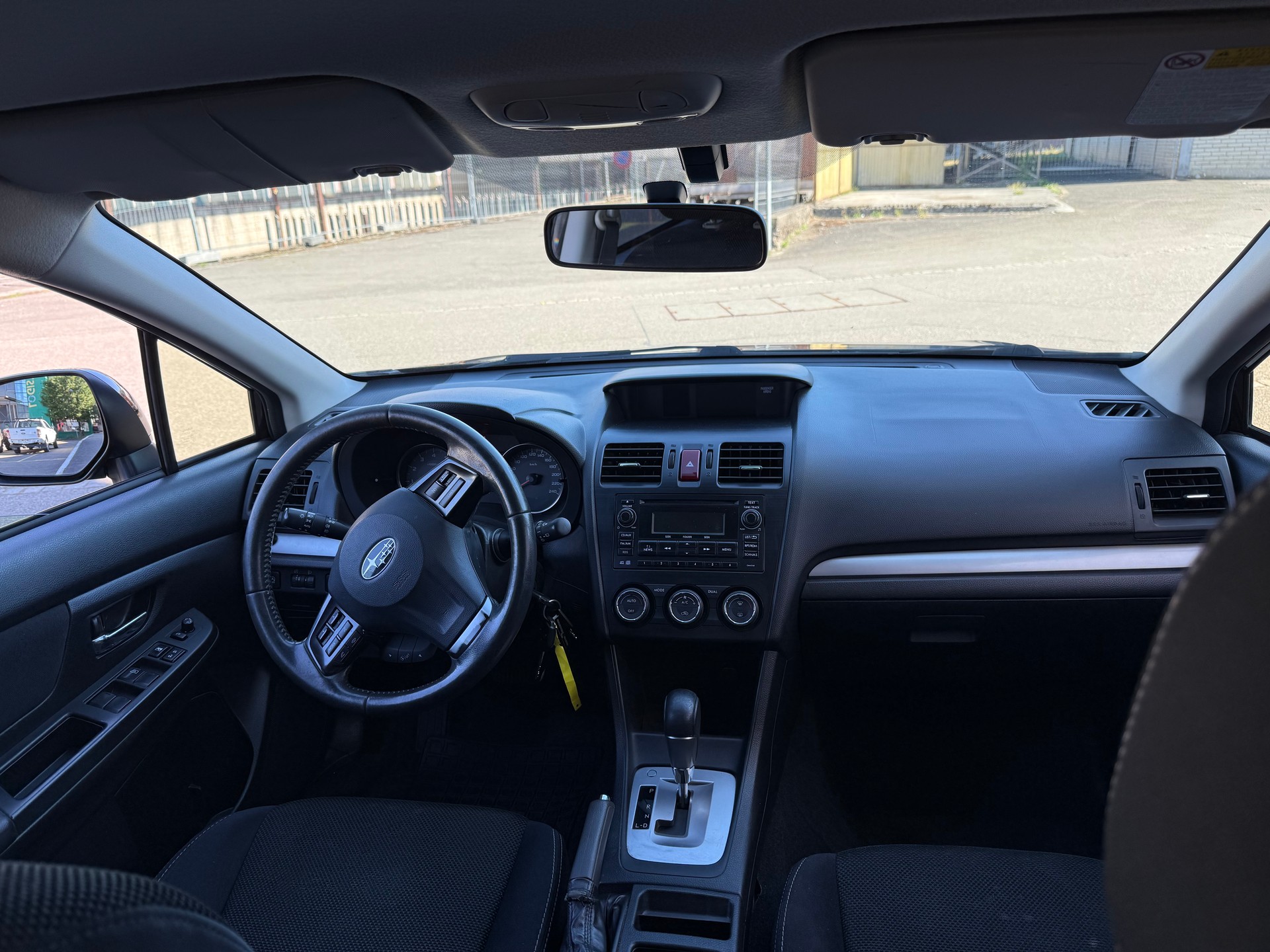 SUBARU XV 1.6 Swiss Two AWD CVT-image-8