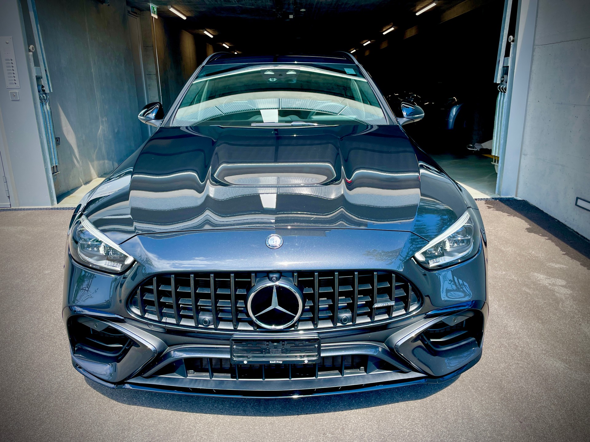 MERCEDES-BENZ C 63 AMG S E Performance-image-0