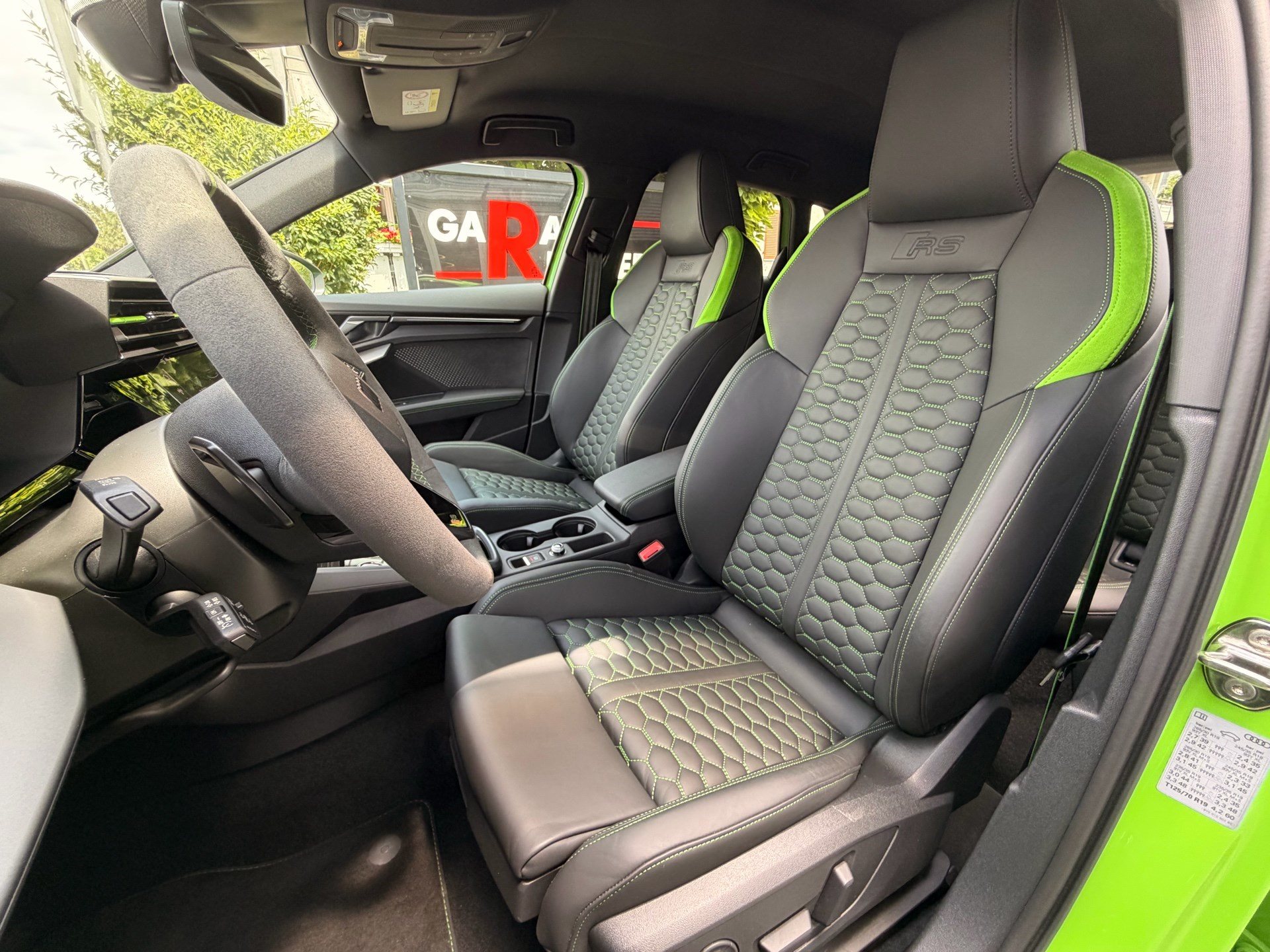 AUDI RS3 SPORTBACK 2.5 400 PS TFSI QUATTRO *** TOP AUSSTATTUNG ***-image-8