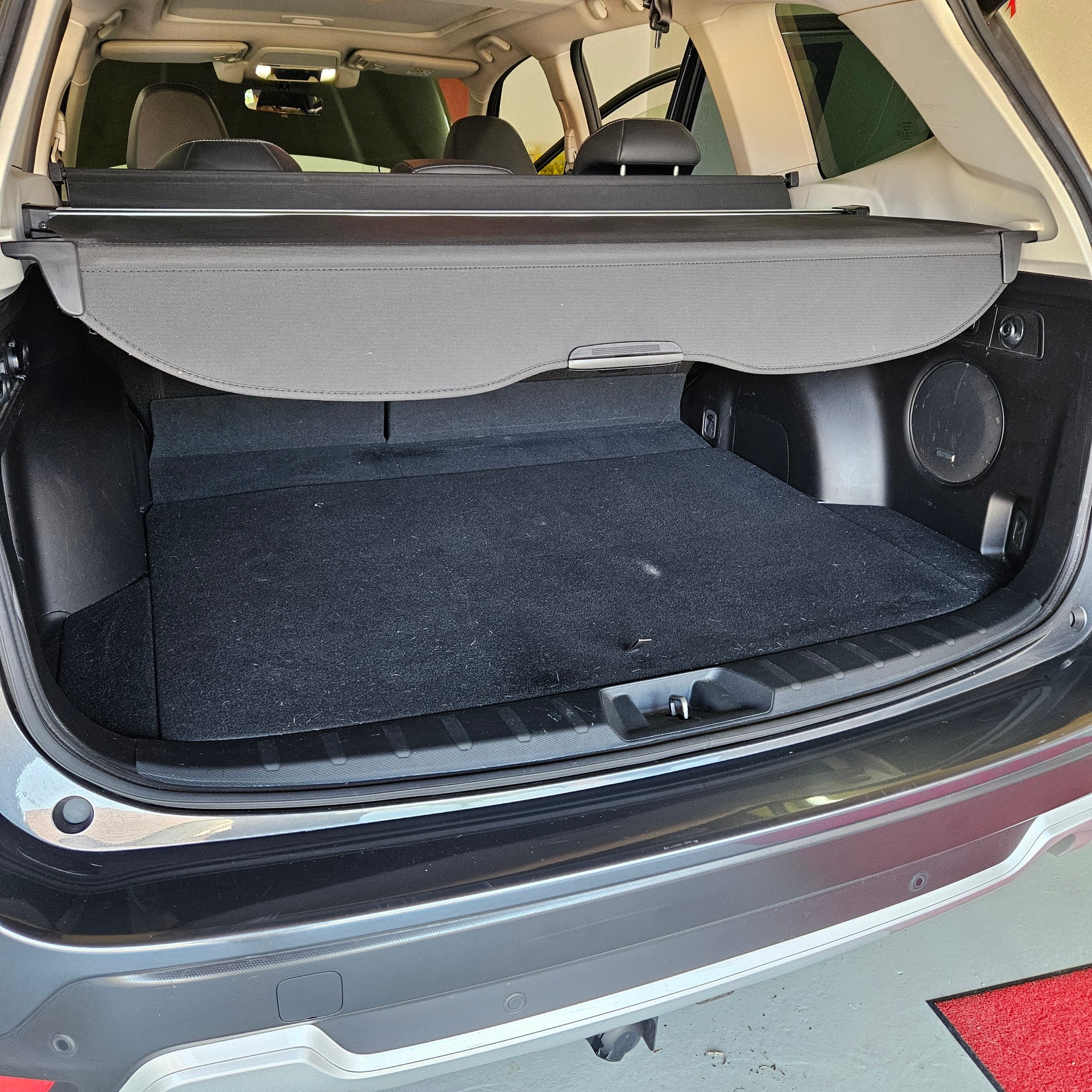 SUBARU 2.0i e-Boxer Luxury-image-4