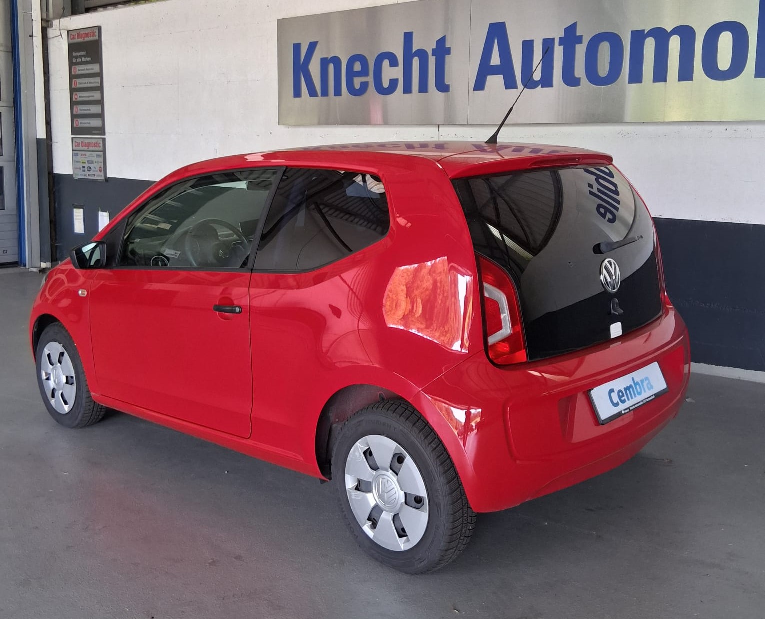 VW Up 1.0 take up-image-3