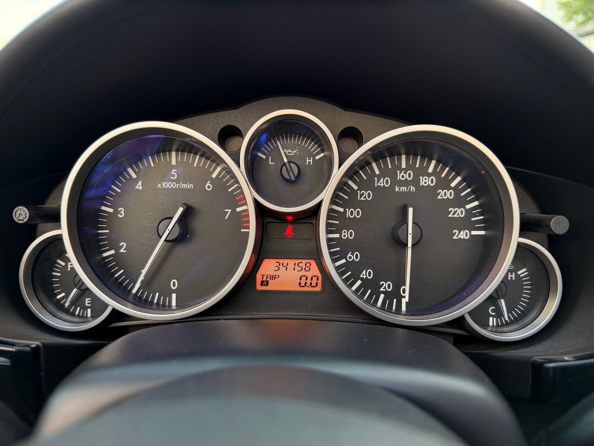 MAZDA MX-5 Roadster-Coupé 2.0i 16V Sport-image-25