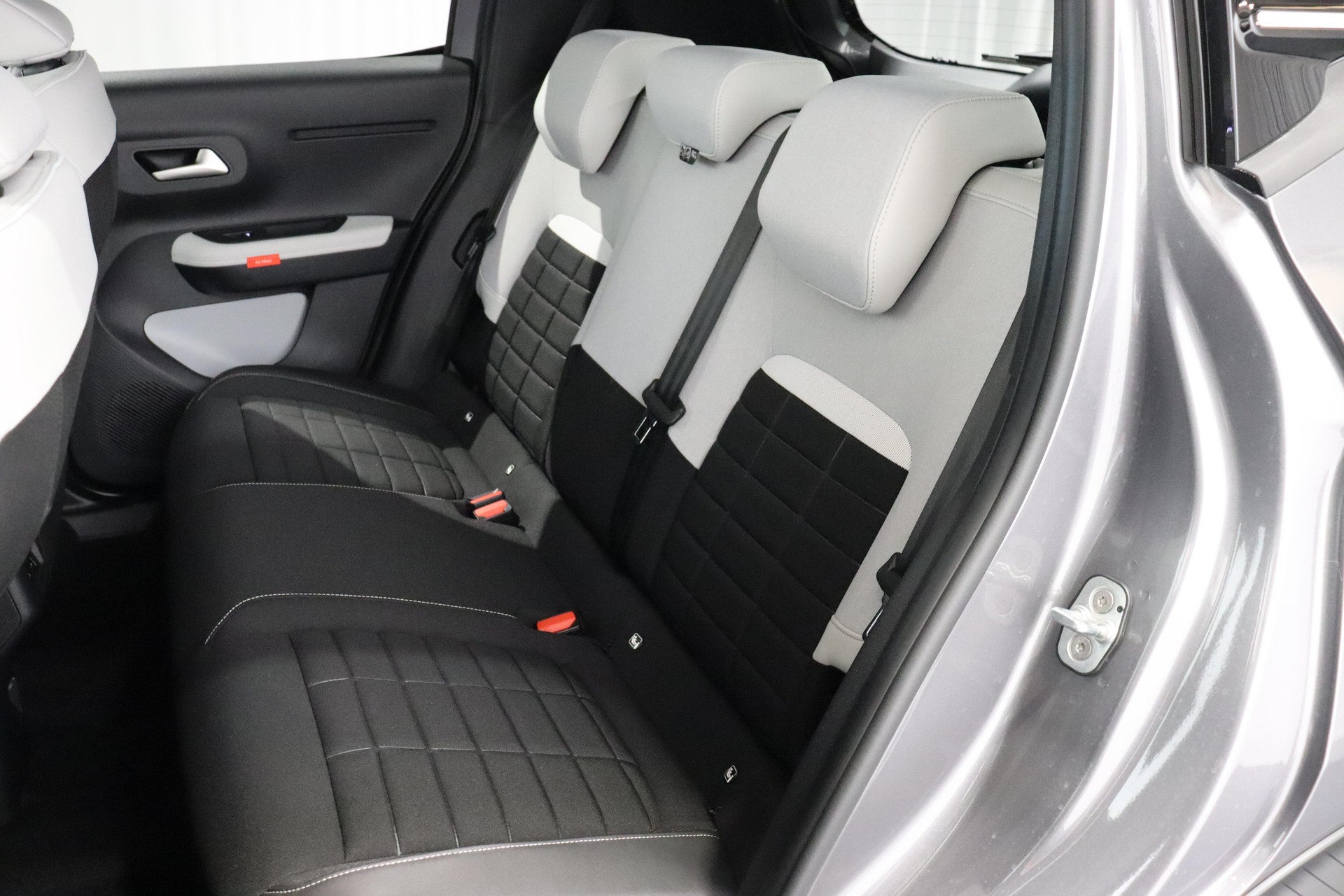 CITROEN C3 1.2 Hybrid Max-image-4