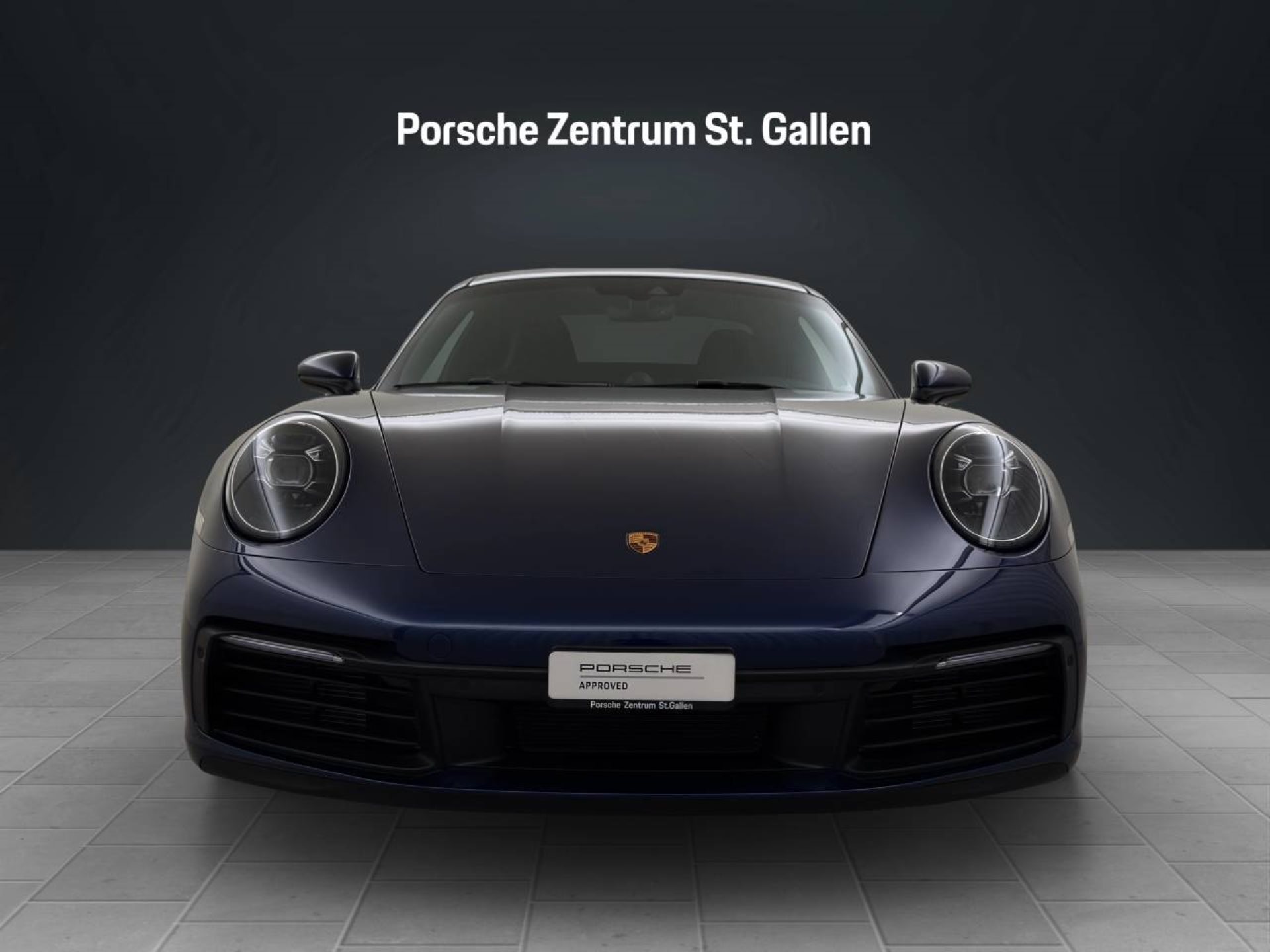 PORSCHE 911 Carrera-image-10