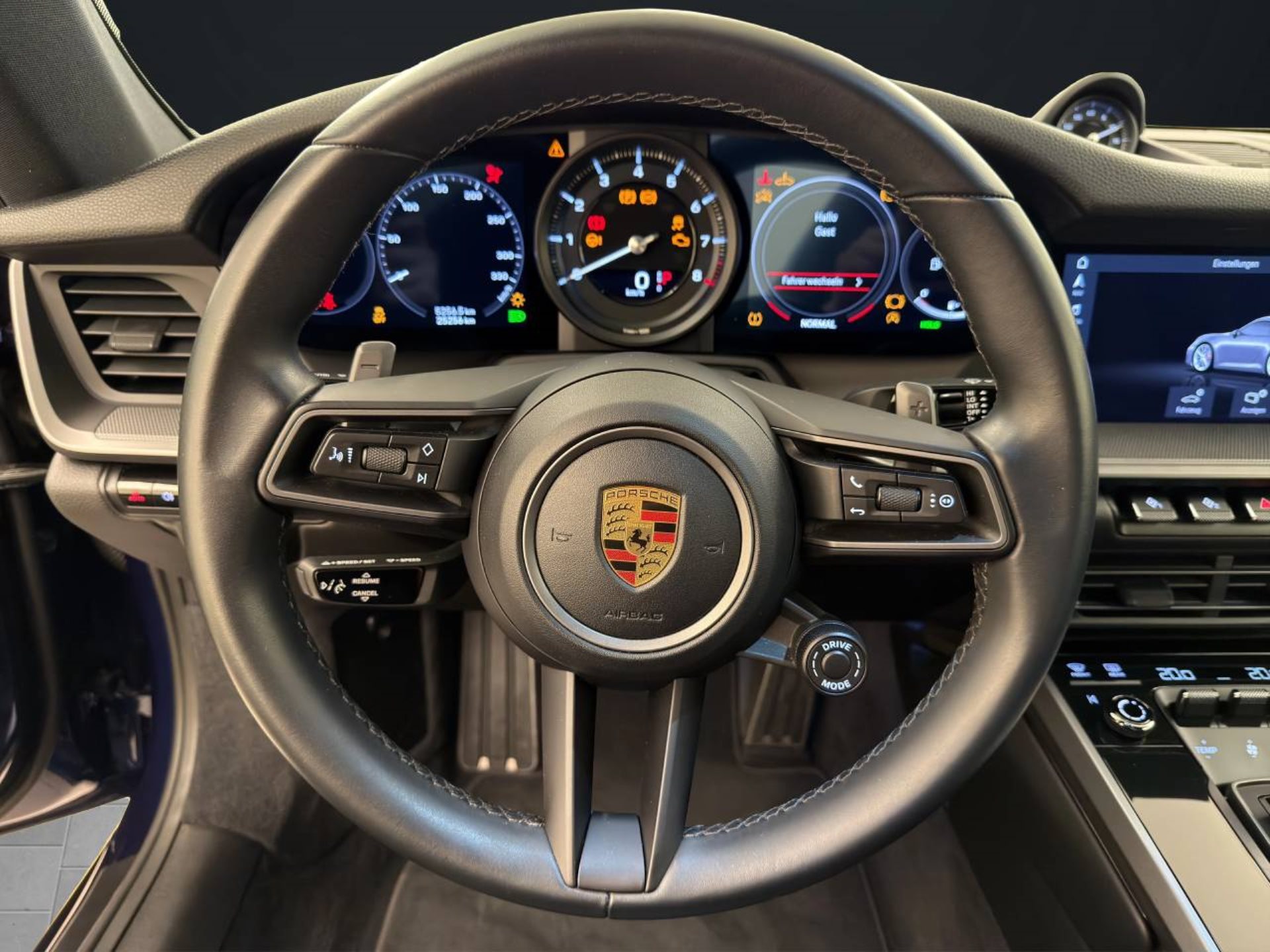 PORSCHE 911 Carrera-image-12