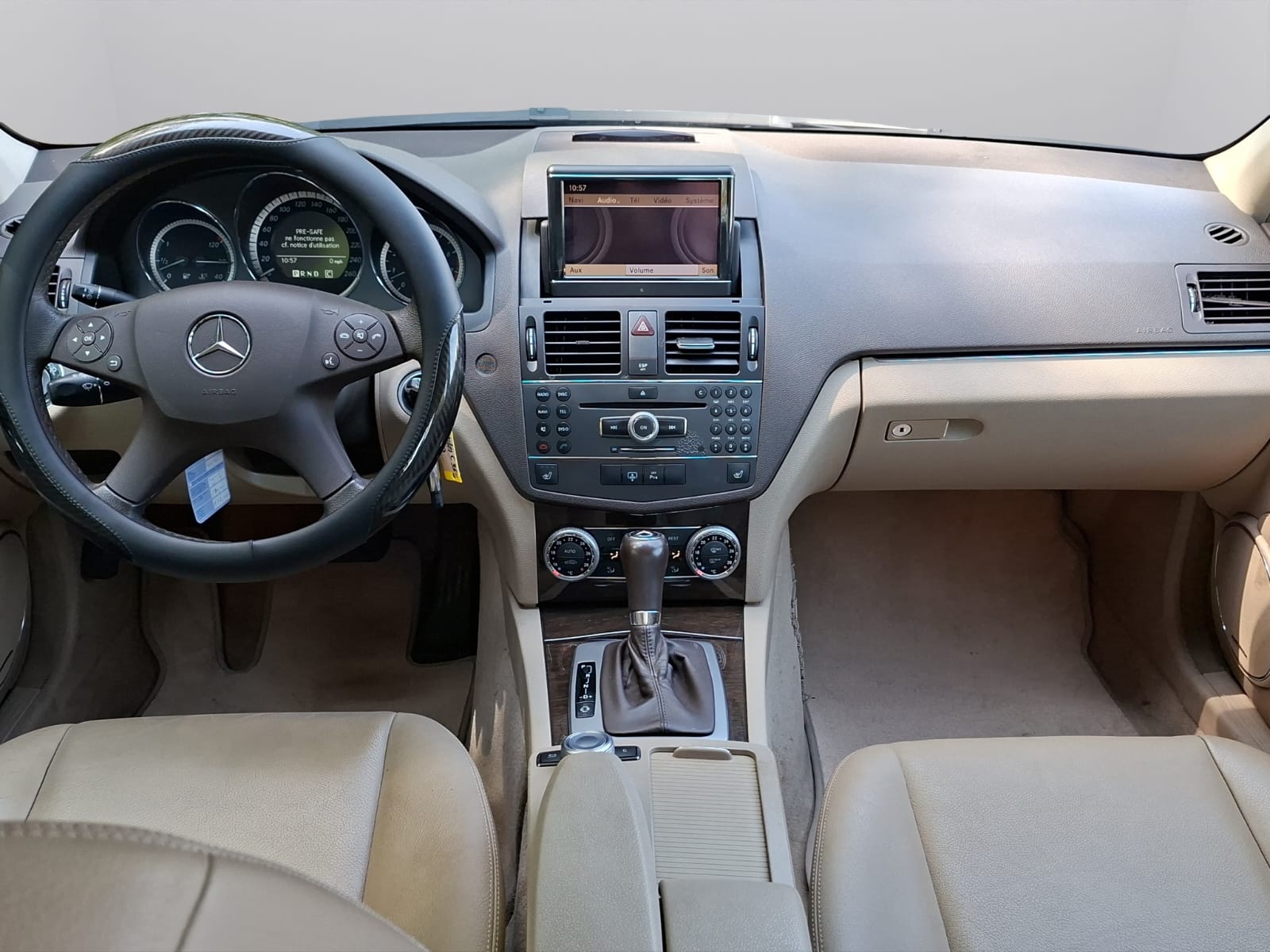 MERCEDES-BENZ C 350 Avantgarde 4Matic 7G-Tronic-image-11