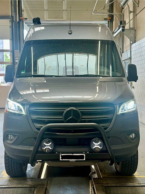 MERCEDES-BENZ 319 CDI 4x4-image-5