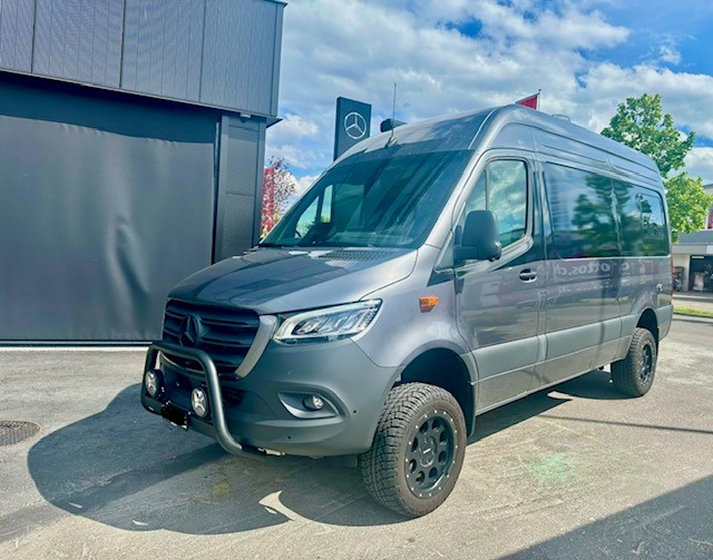 MERCEDES-BENZ 319 CDI 4x4-image-0