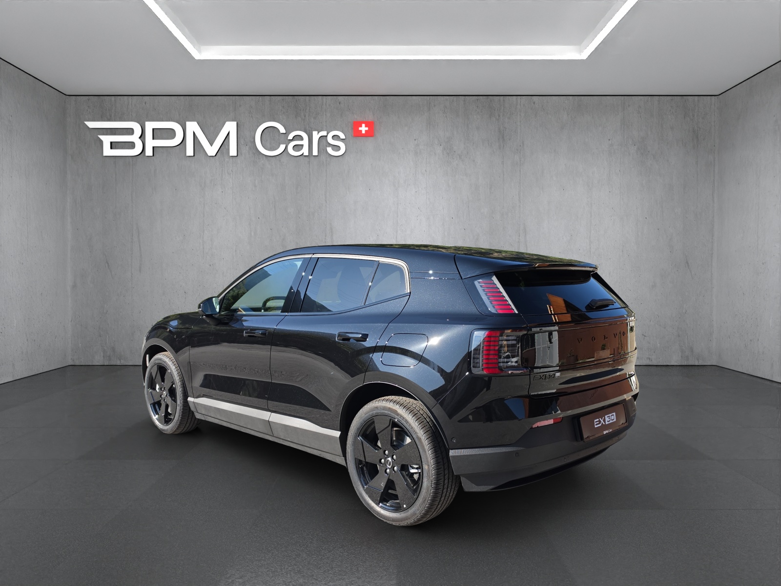 VOLVO EX30 E60 69kWh Twin Black Edition-showroom-element-1