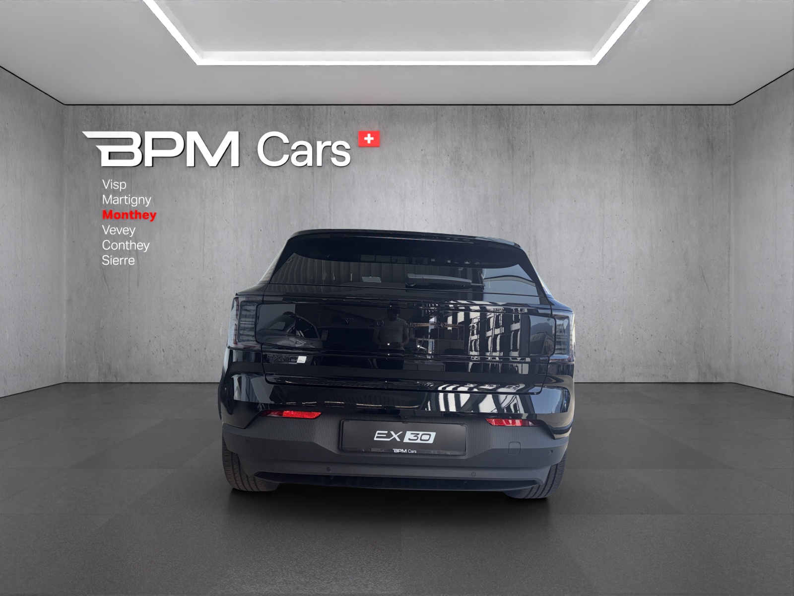 VOLVO EX30 E60 69kWh Twin Black Edition-image-5