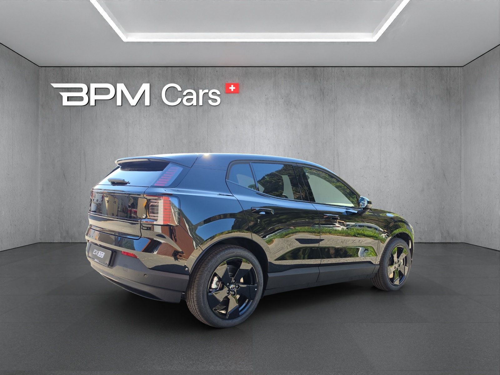 VOLVO EX30 E60 69kWh Twin Black Edition-showroom-element-3